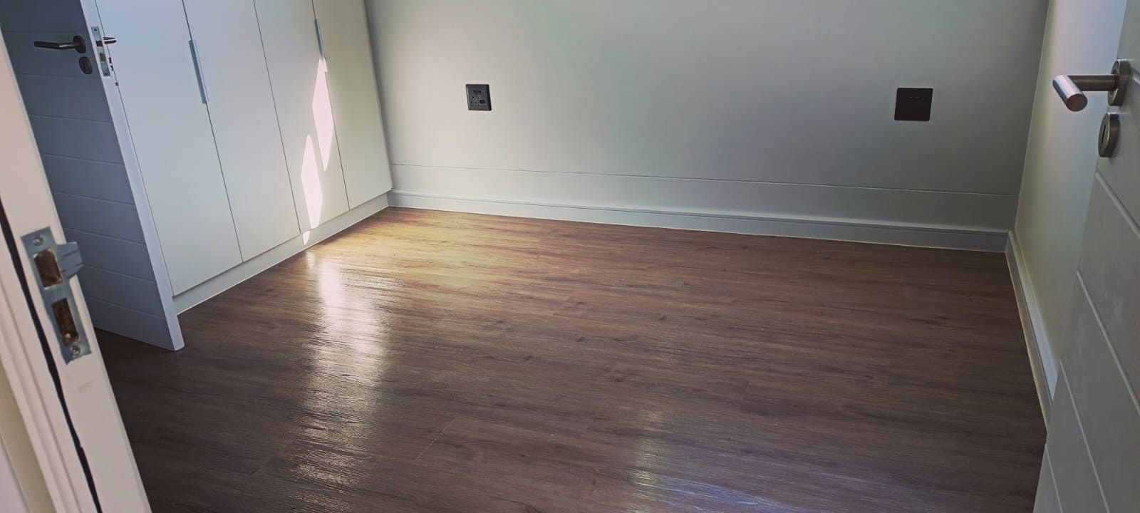 Stunning 1 bedroom Apartment in Newinbosch.