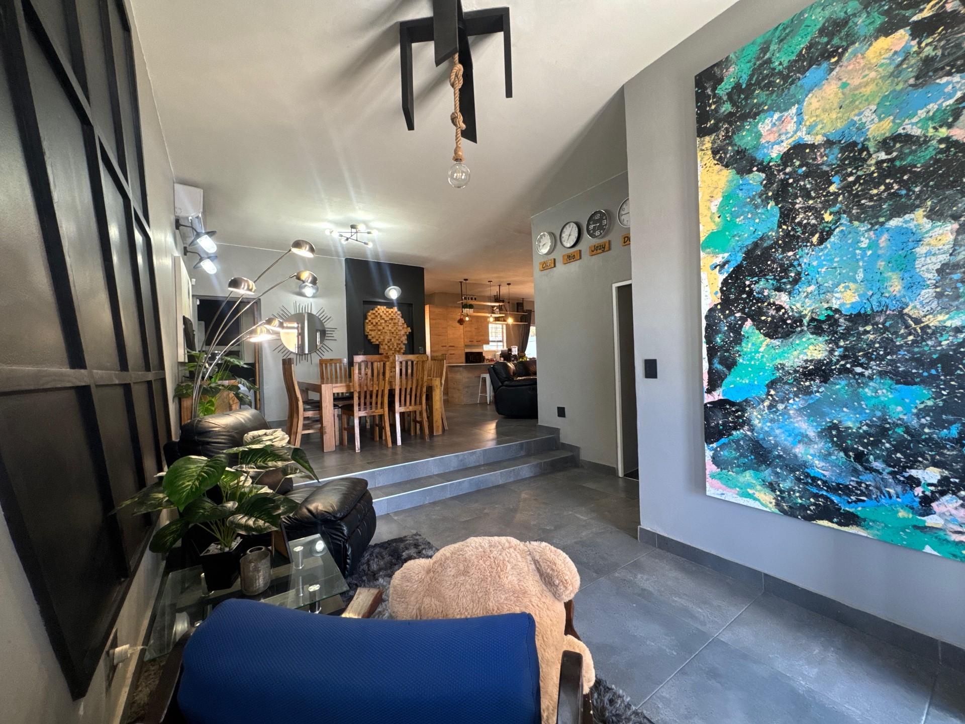 House For Sale in Paulshof, Sandton
