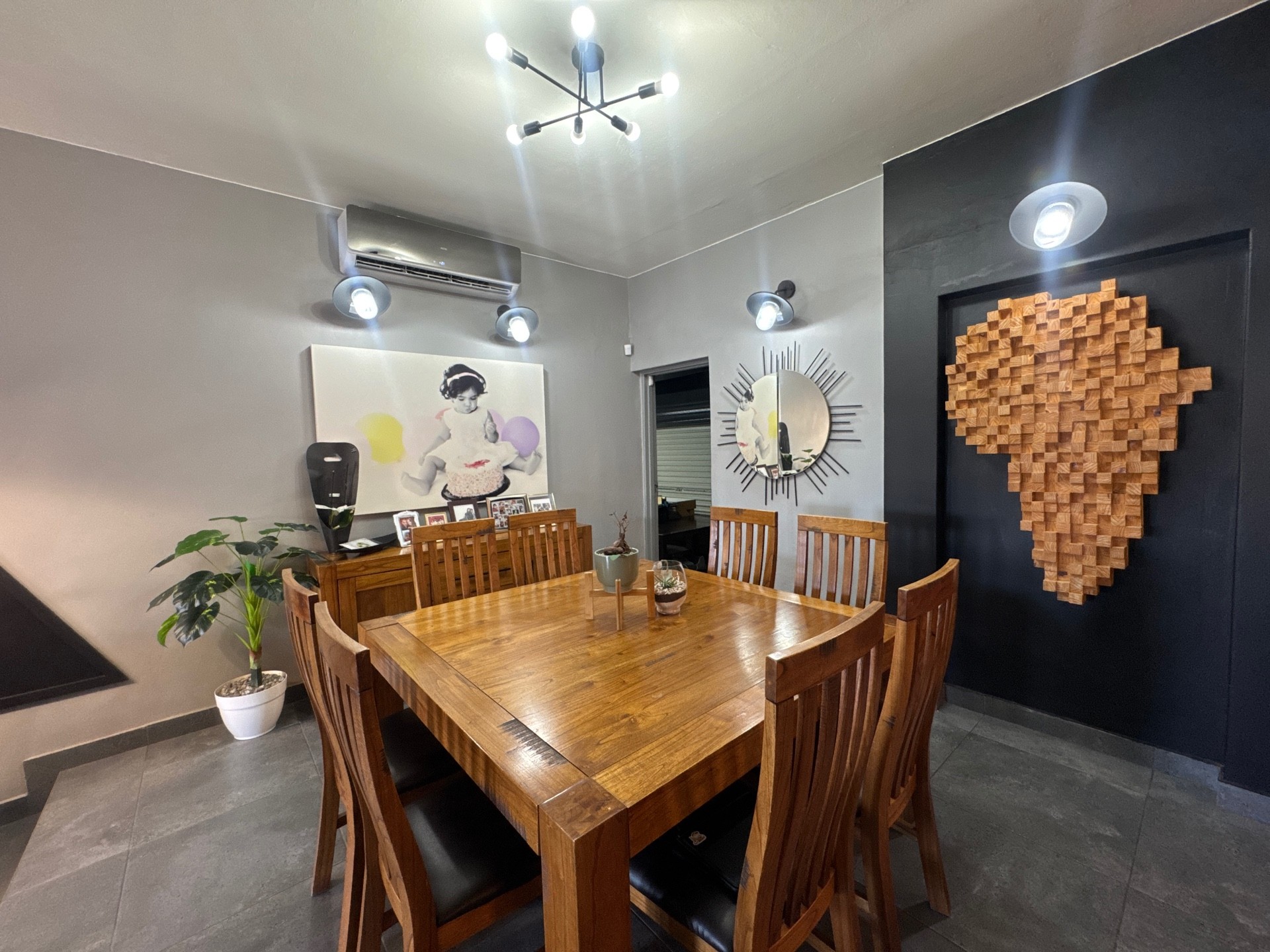 House For Sale in Paulshof, Sandton