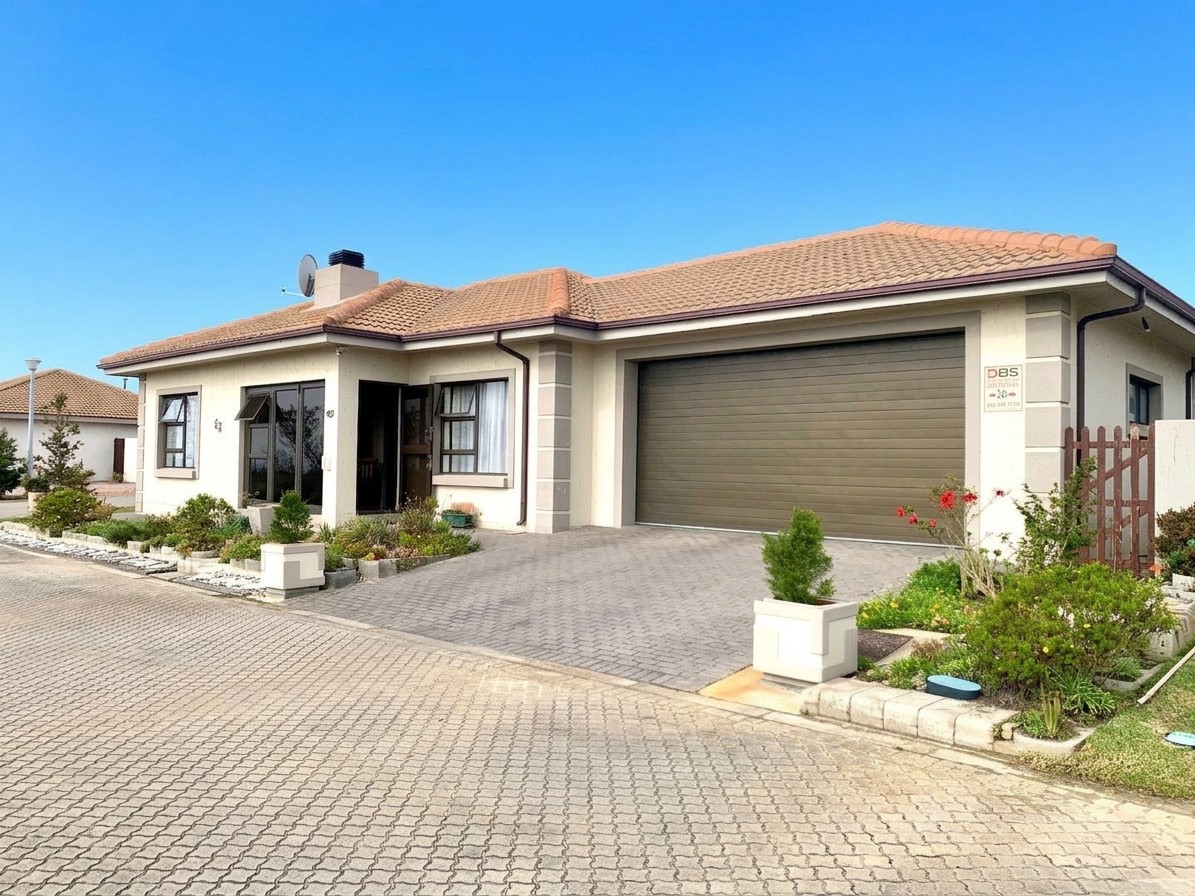 House For Sale in Dana Bay, Mossel Bay