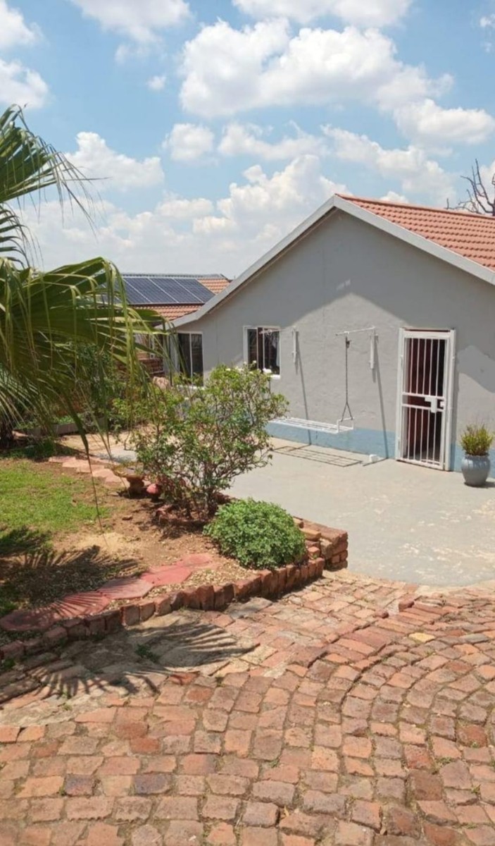 House For Sale Lotus garden