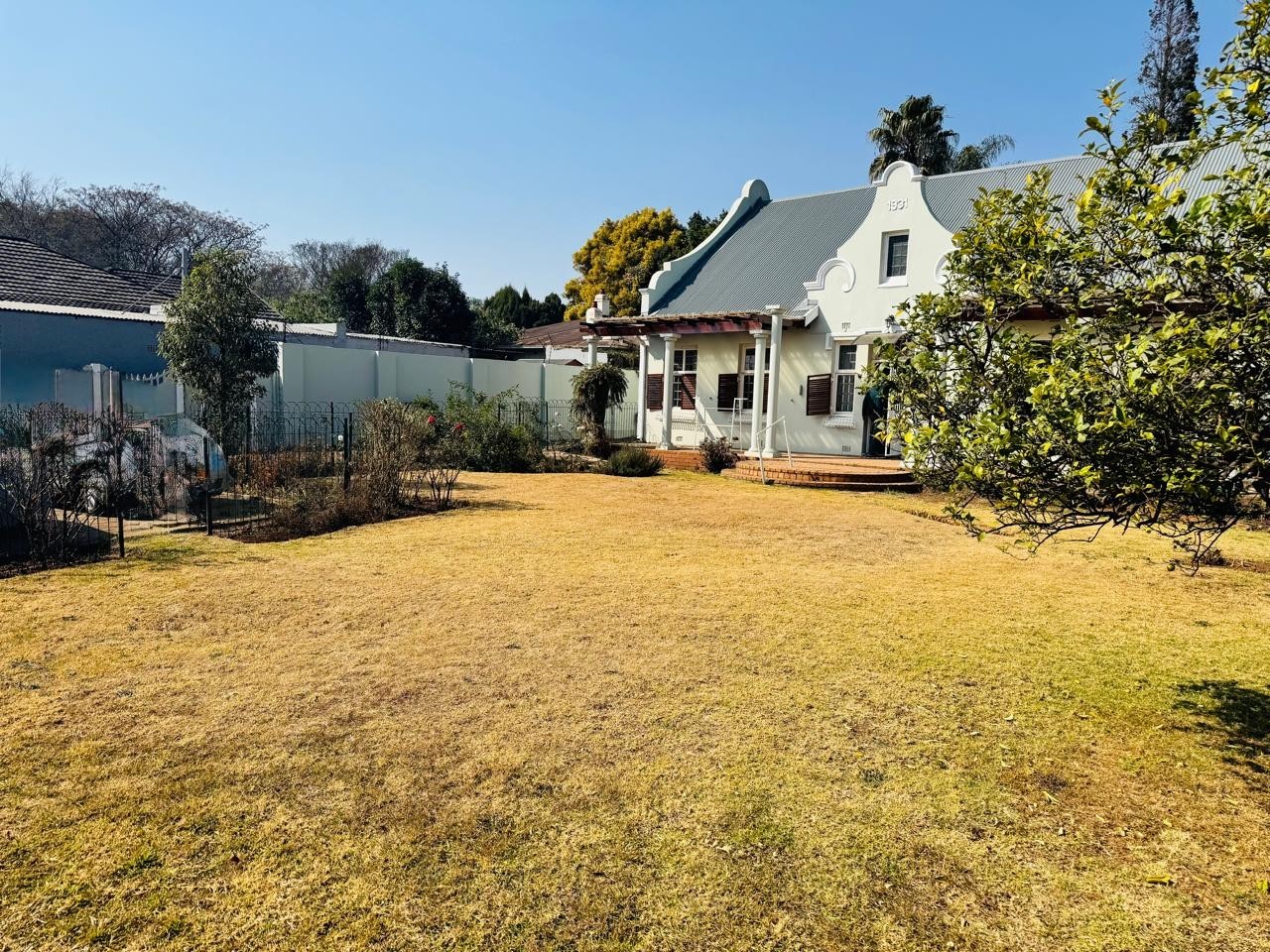 House To Rent in Lakefield, Benoni- R14 999- Available Immediately