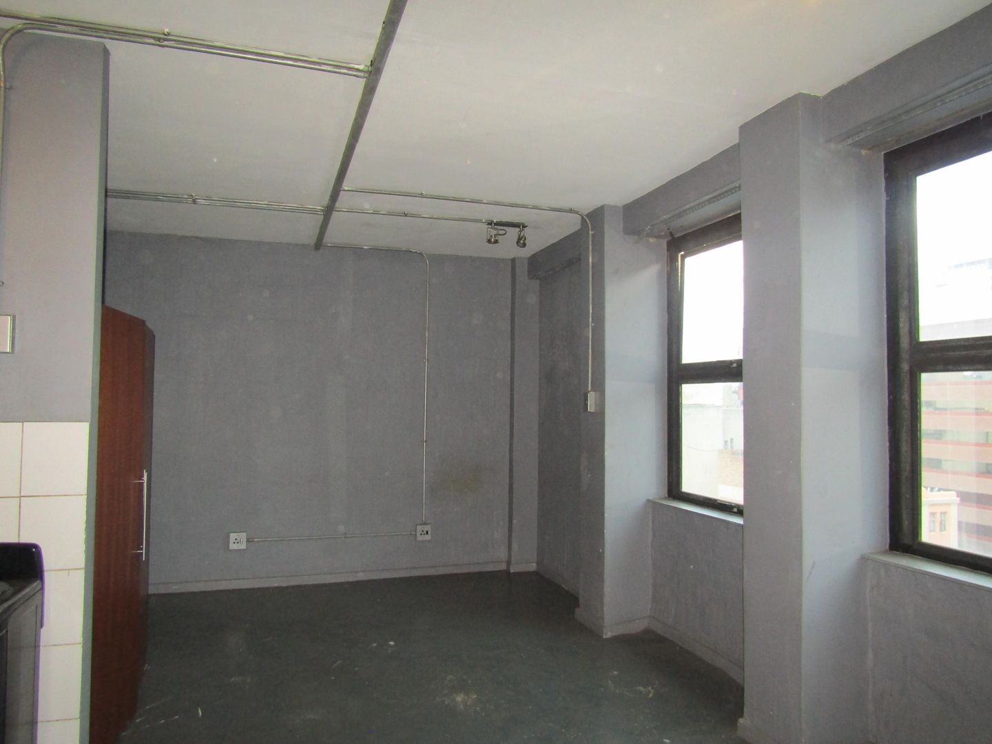 Apartment For Sale in Johannesburg Central, Johannesburg