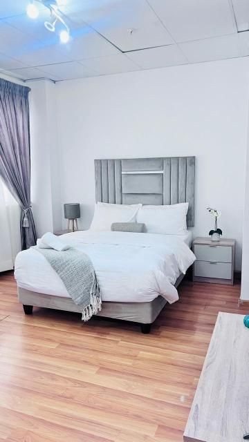 Apartment For Sale in Johannesburg Central, Johannesburg