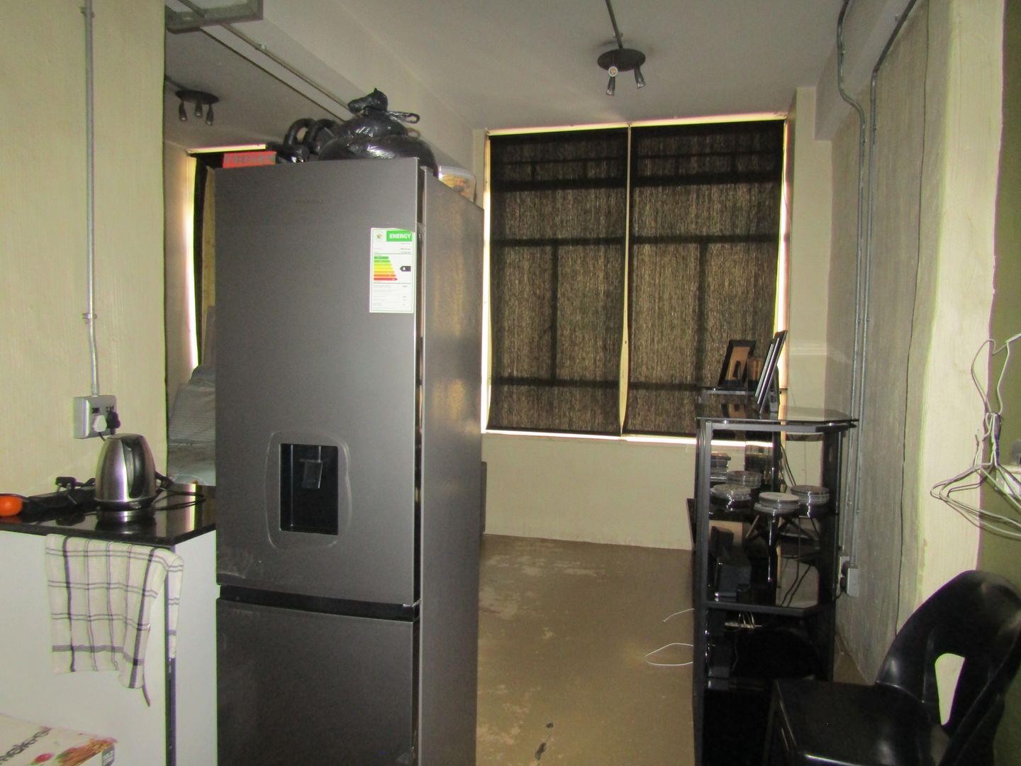 Apartment For Sale in Johannesburg Central, Johannesburg