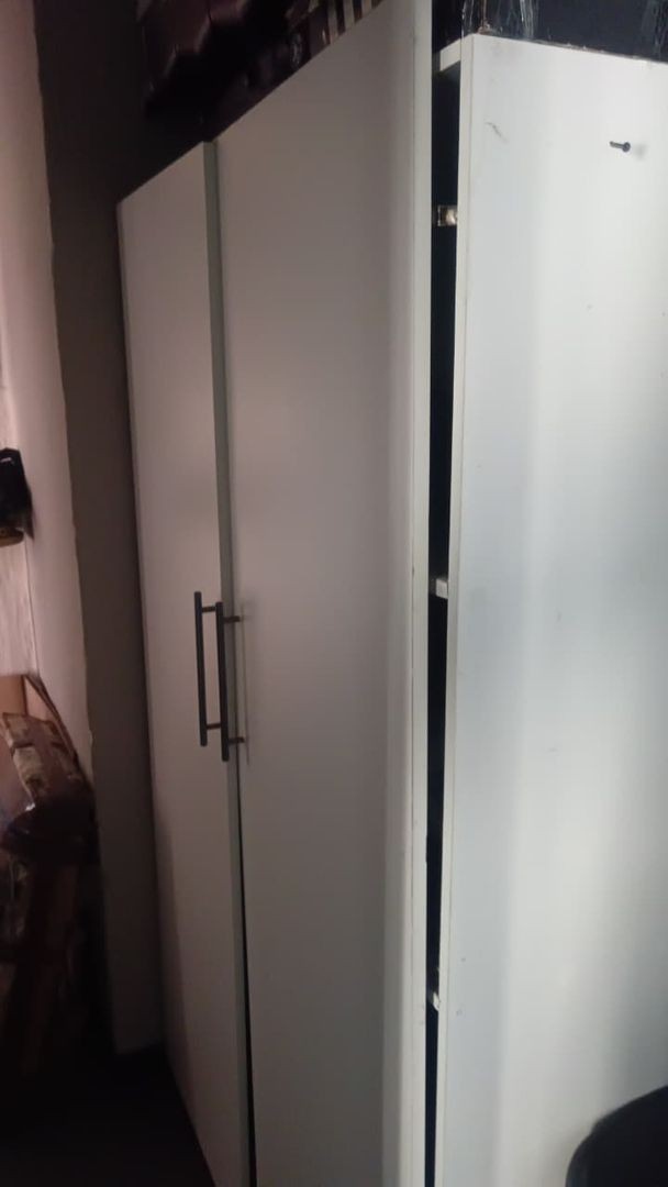 Apartment For Sale in Johannesburg Central, Johannesburg