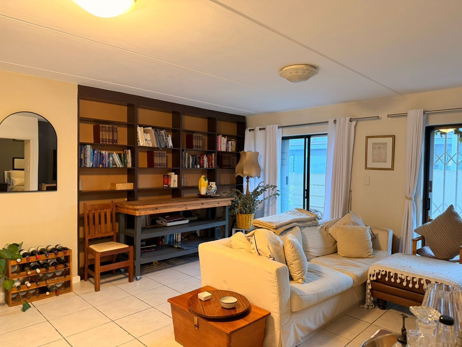 Spacious 2 Bedroom Garden Apartment