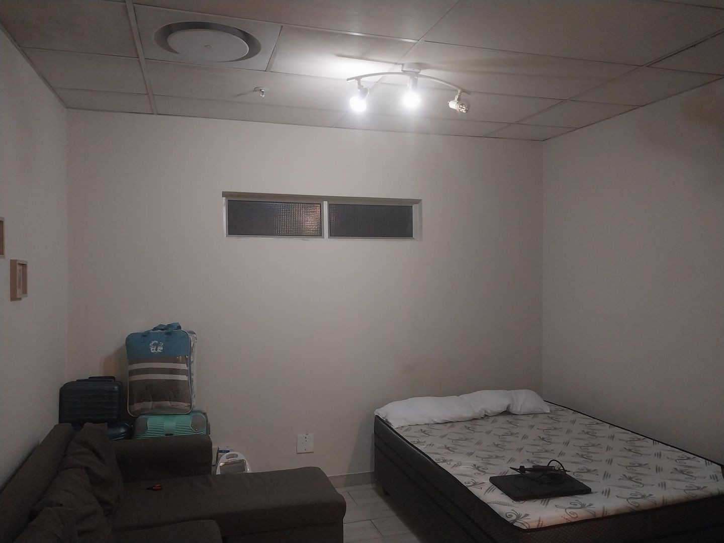 Apartment For Sale in Johannesburg Central, Johannesburg