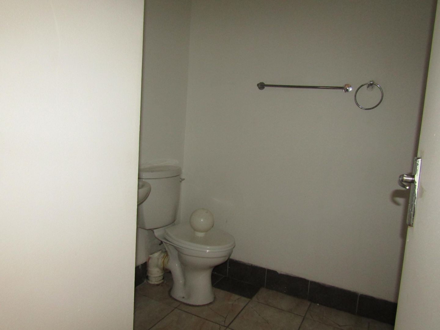 Apartment For Sale in Johannesburg Central, Johannesburg