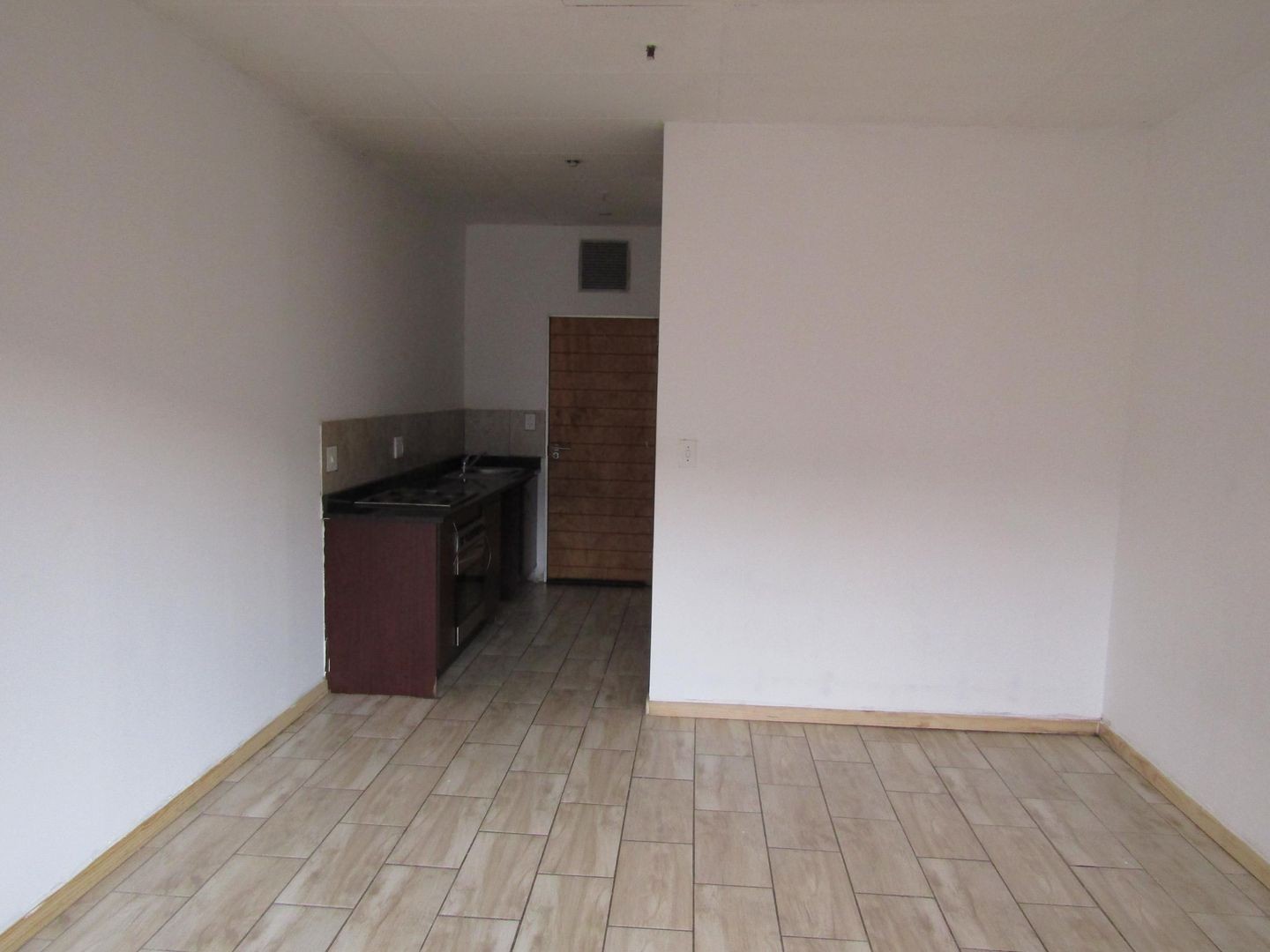 Apartment for sale in Johannesburg Central, Johannesburg, 3, Colosseum, 41 Kruis Street, Johannesburg Central, Johannesburg, Gauteng, 31 m²