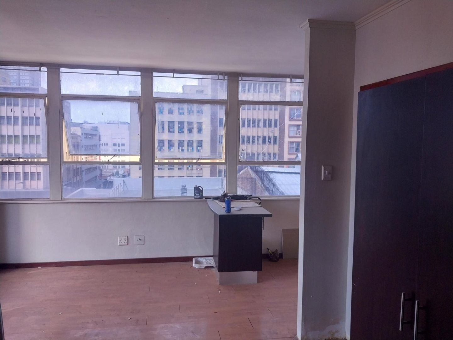 Apartment For Sale in Johannesburg Central, Johannesburg