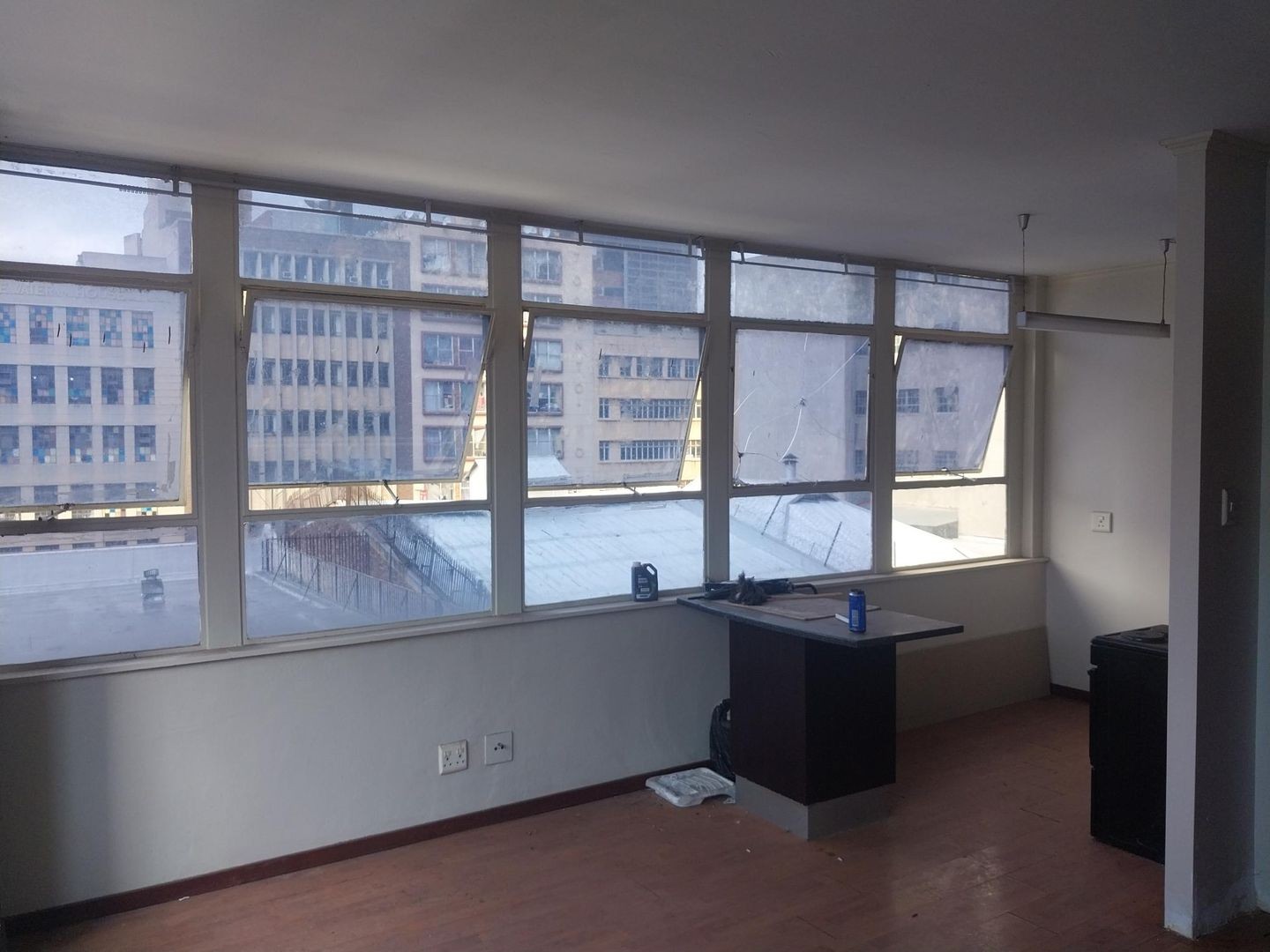 Apartment For Sale in Johannesburg Central, Johannesburg