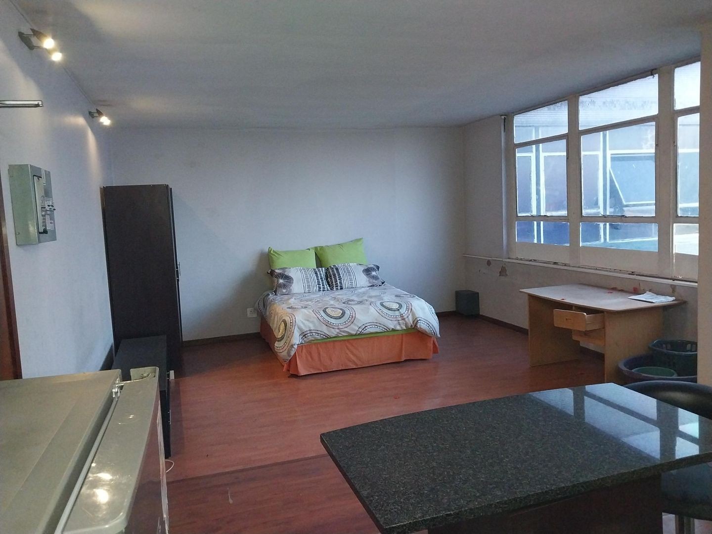Apartment For Sale in Johannesburg Central, Johannesburg