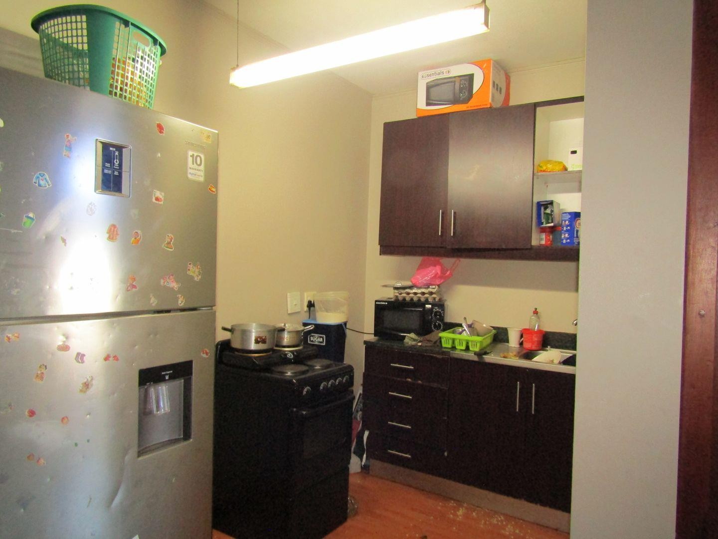 Apartment For Sale in Johannesburg Central, Johannesburg