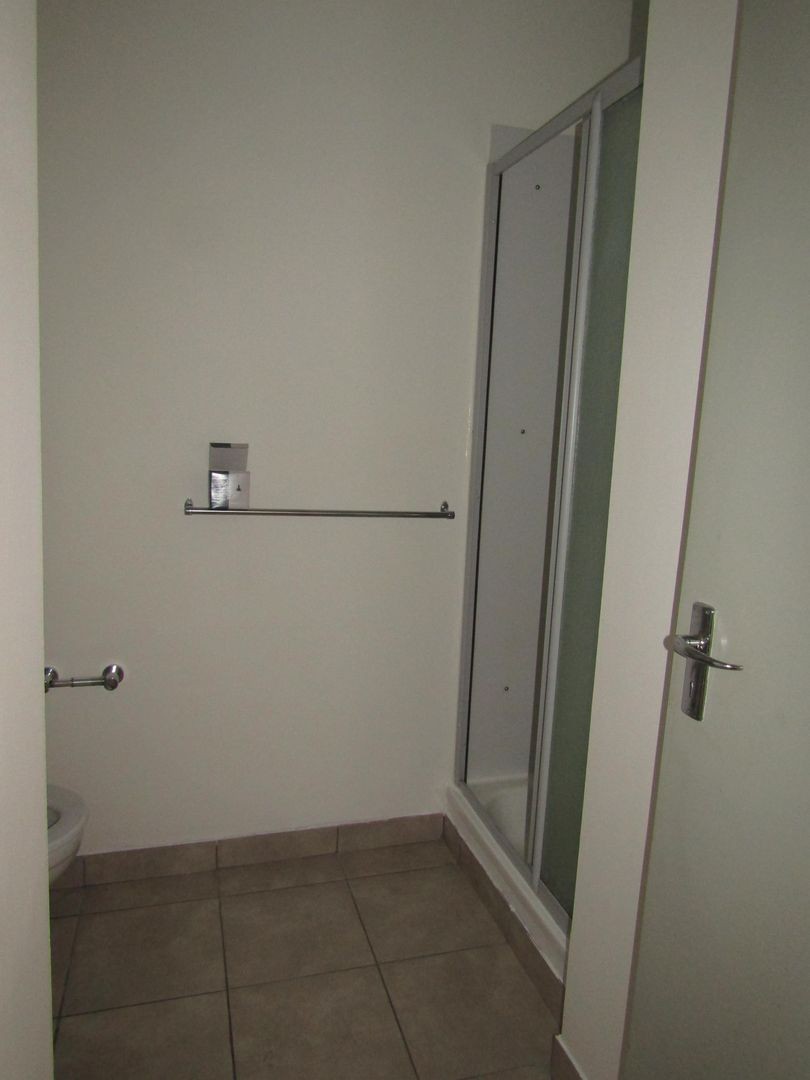 Apartment For Sale in Johannesburg Central, Johannesburg