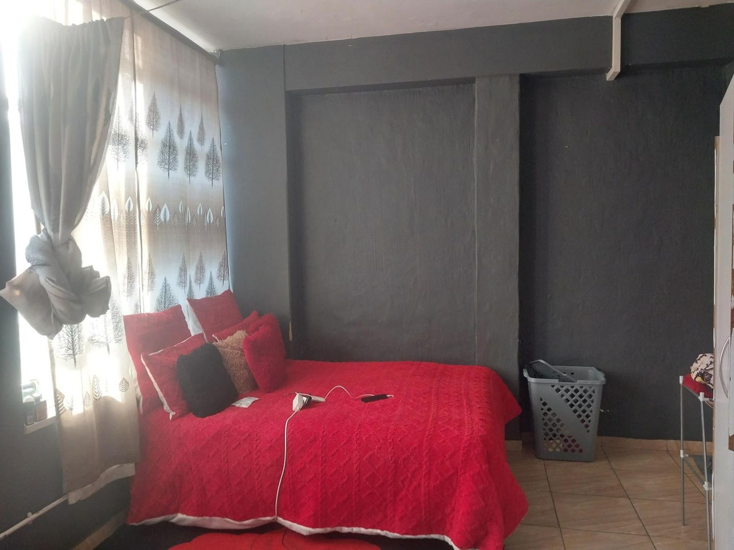 Apartment For Sale in Johannesburg Central, Johannesburg