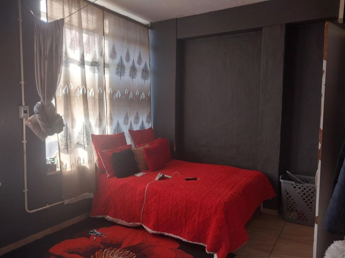 Apartment For Sale in Johannesburg Central, Johannesburg