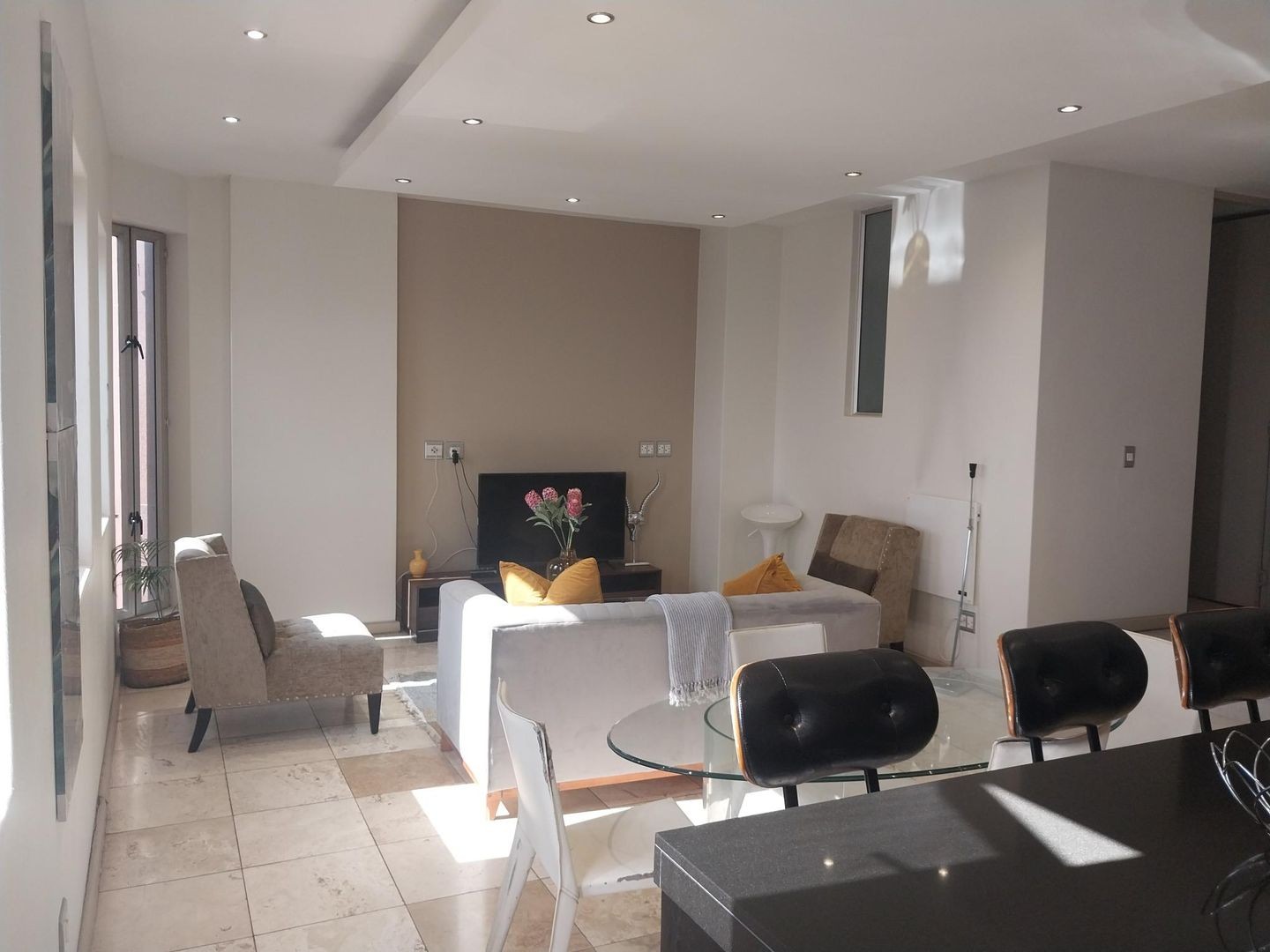 Apartment For Sale in Johannesburg