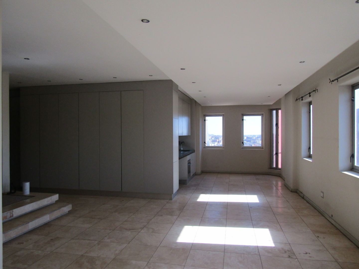 Apartment To Rent in Johannesburg