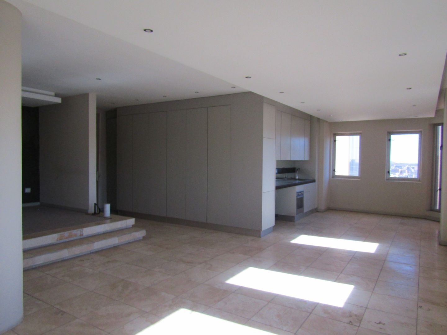 Apartment To Rent in Johannesburg