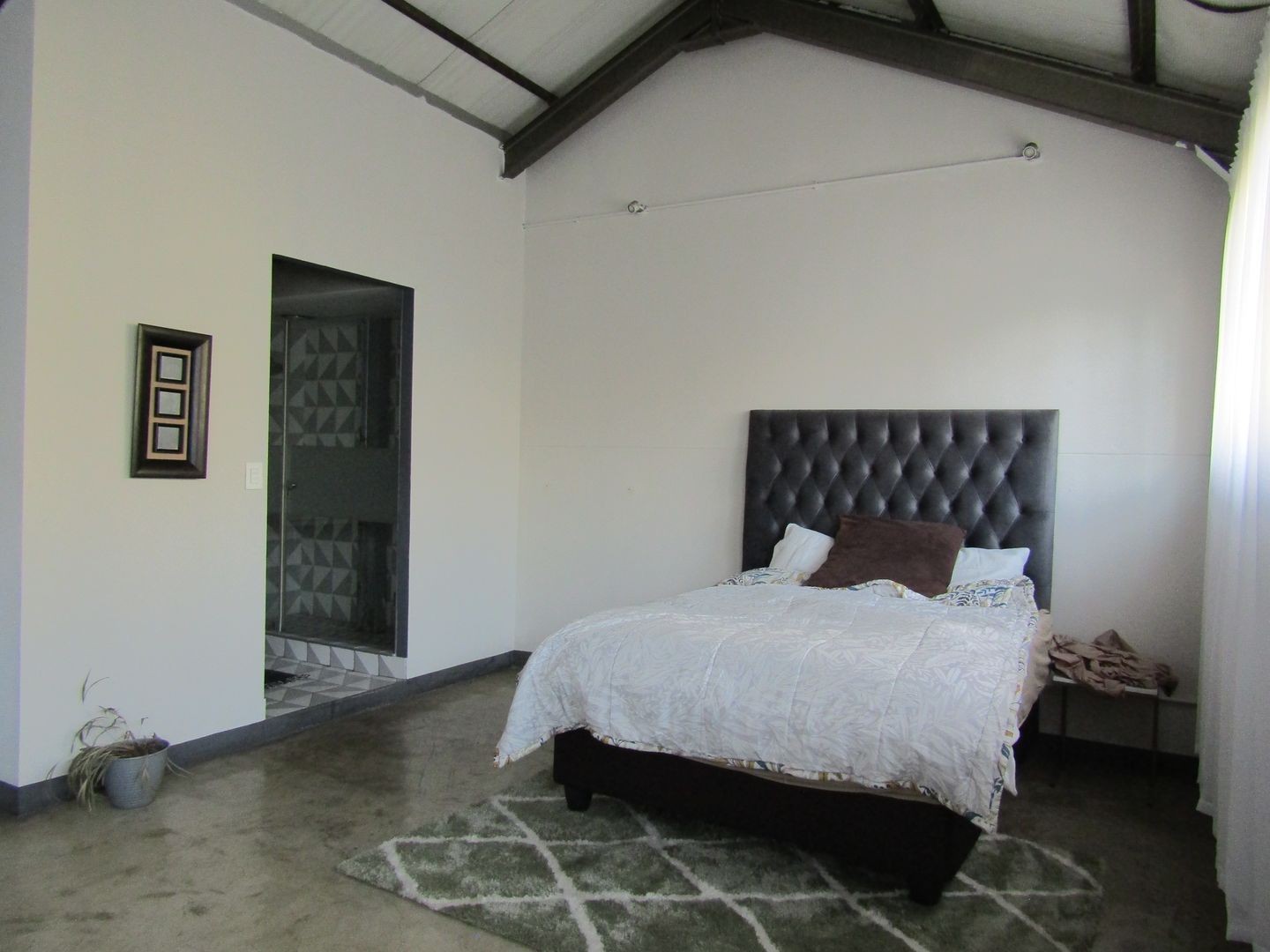 Apartment To Rent in Maboneng, Johannesburg