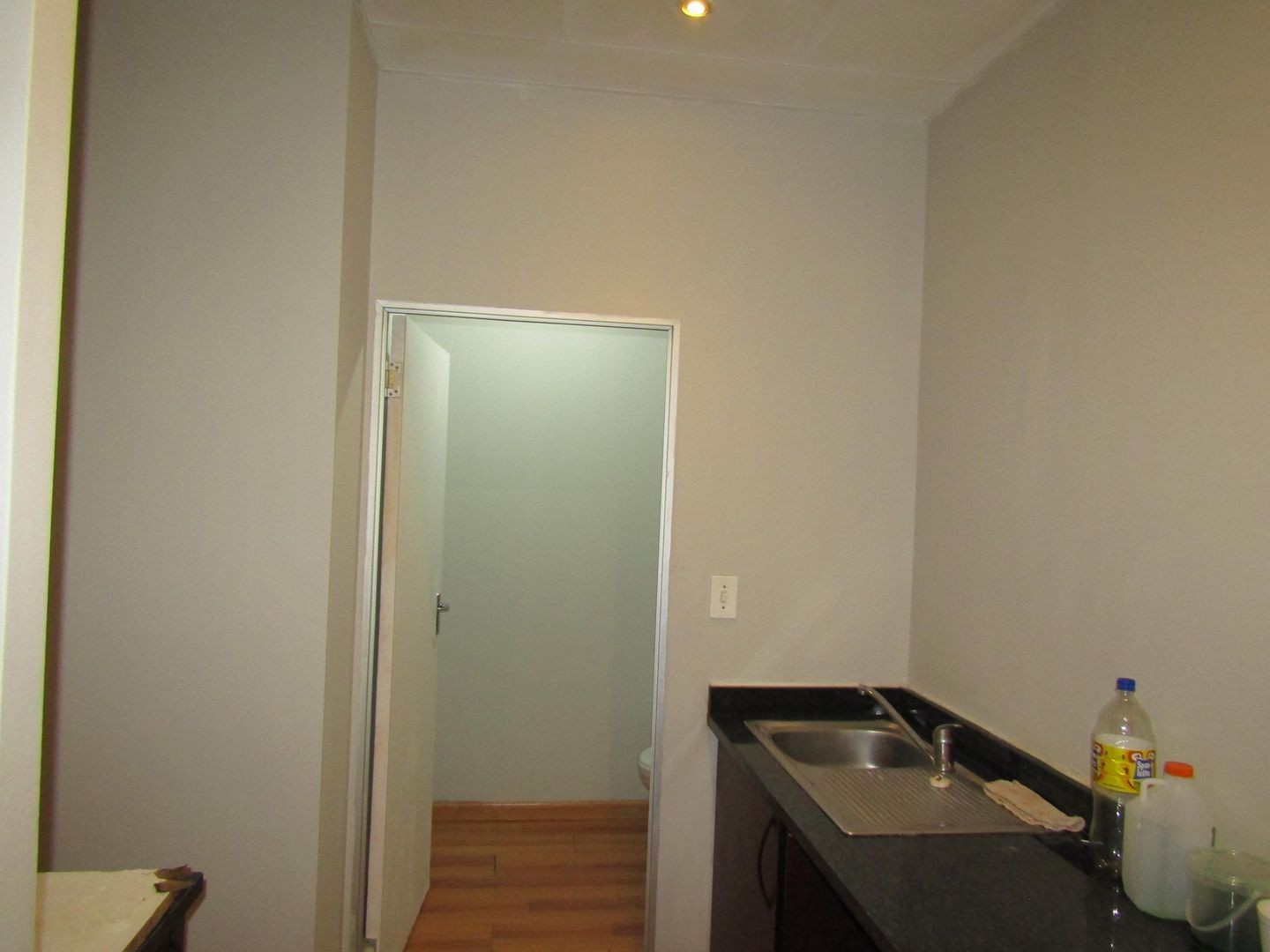 Apartment To Rent in Johannesburg Central, Johannesburg