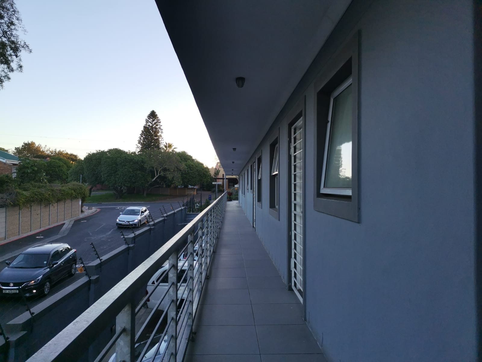 Apartment To Rent in Oakglen Bellville Western Cape