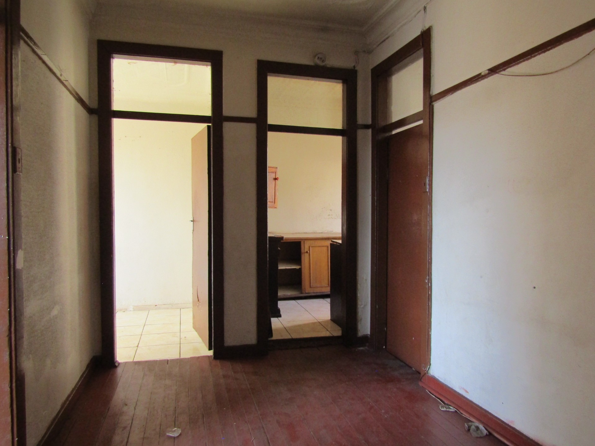 3 Bed Apartment For Sale in Yeoville 3