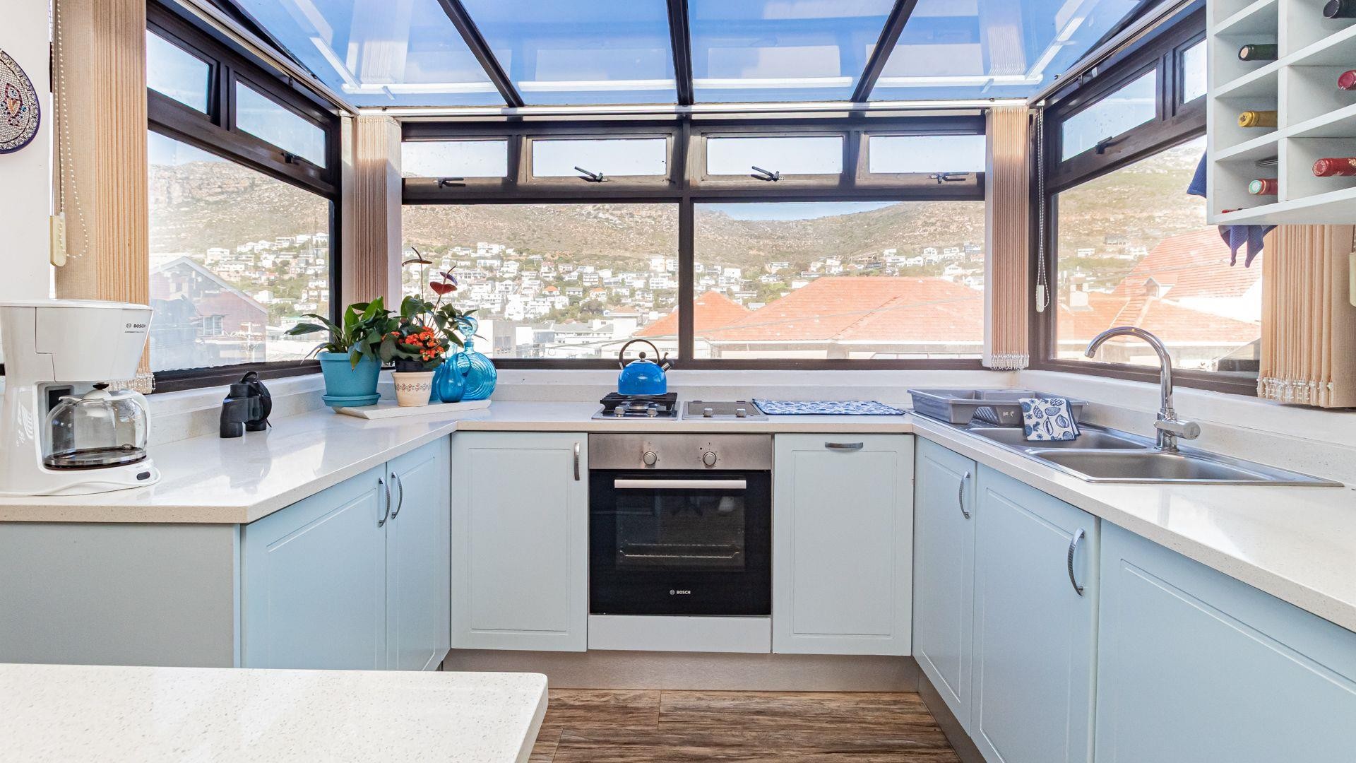 House For Sale in Fish Hoek