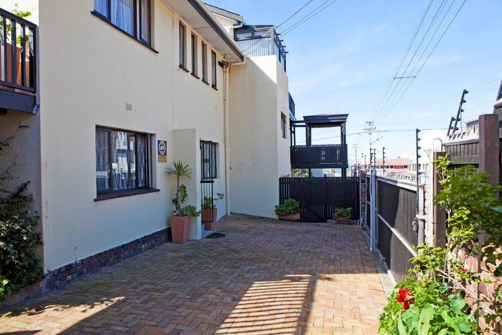 House For Sale in Fish Hoek