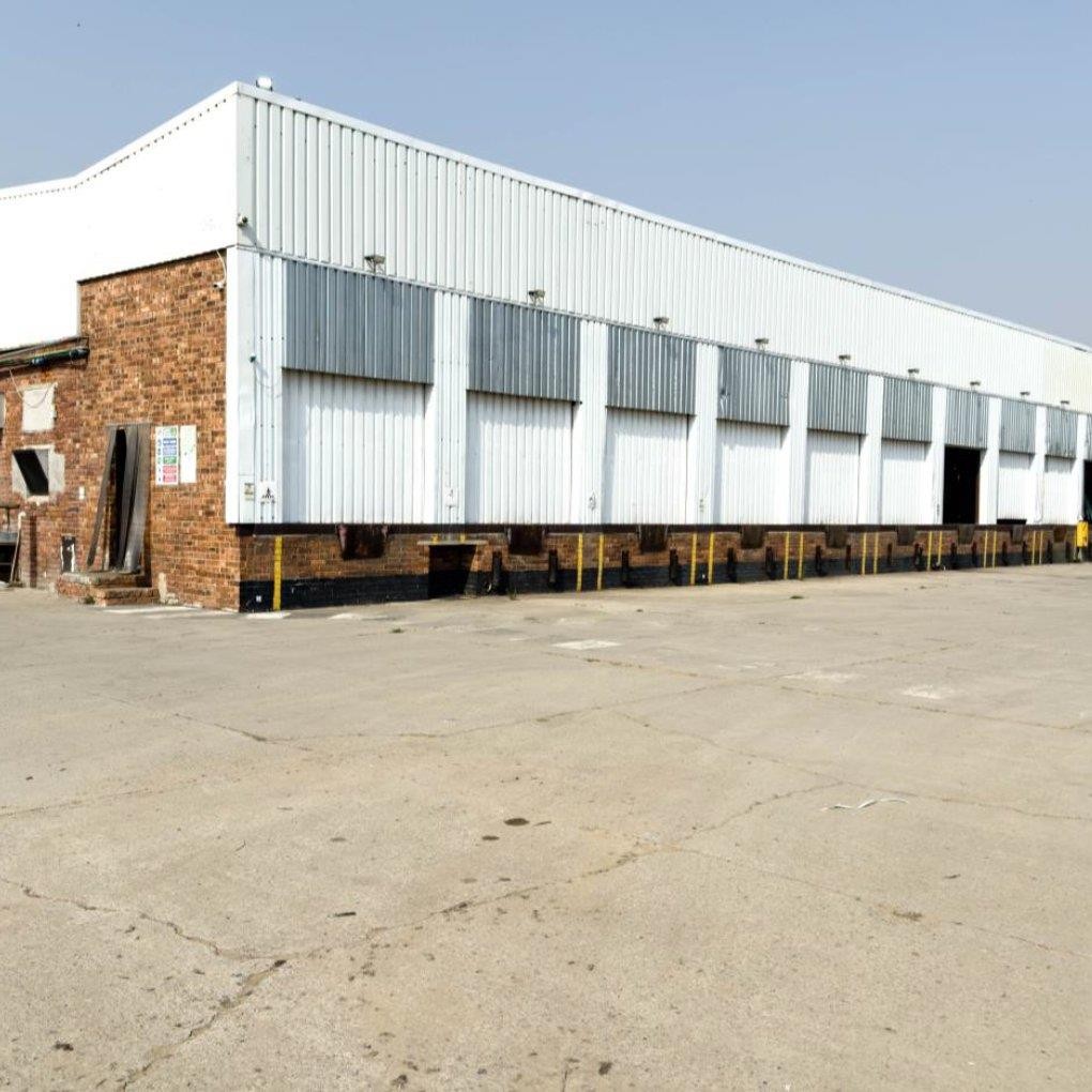 Large-Scale Industrial Asset on 14,806sqm - Rail-Adjacent Investment Opportunity