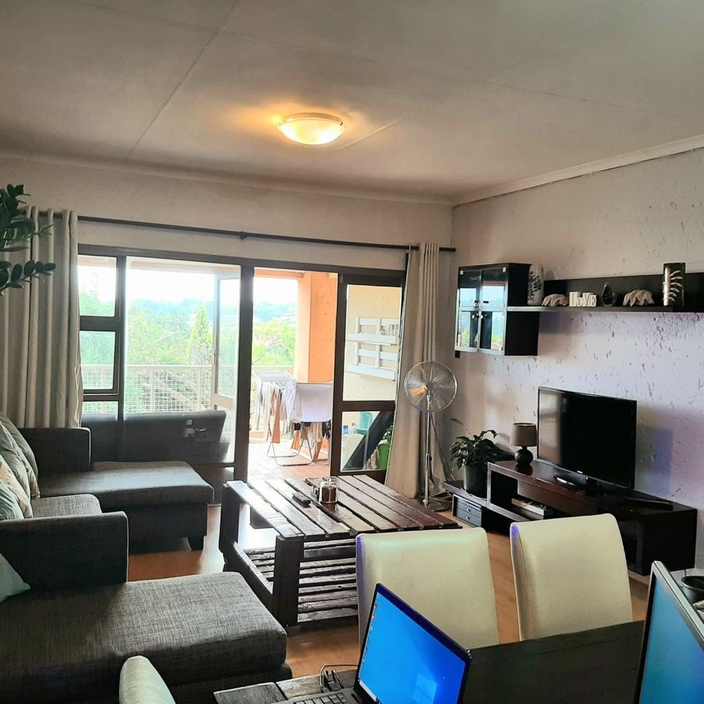 Apartment For Sale in Corlett Gardens, Johannesburg