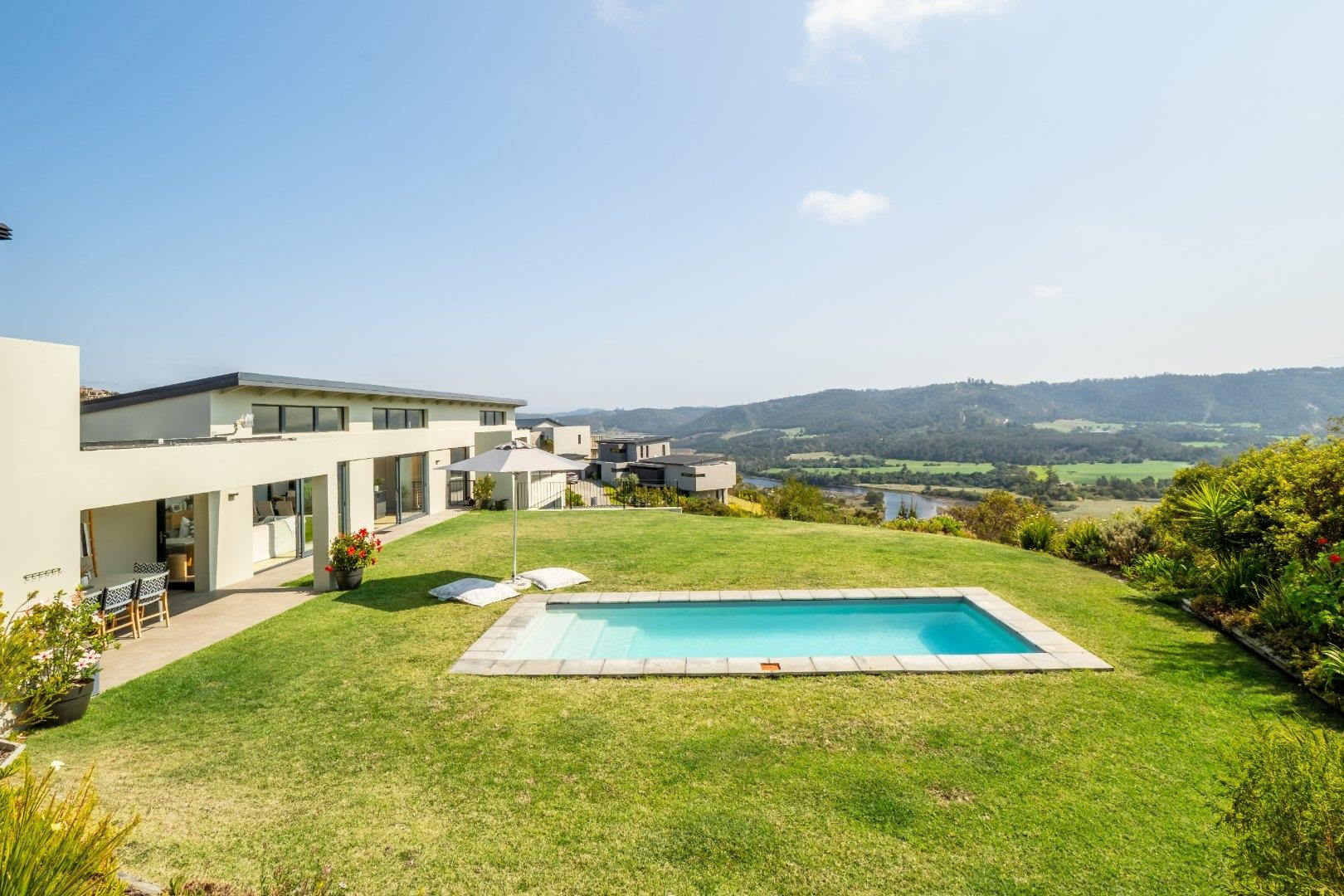 House For Sale in Simola, Knysna