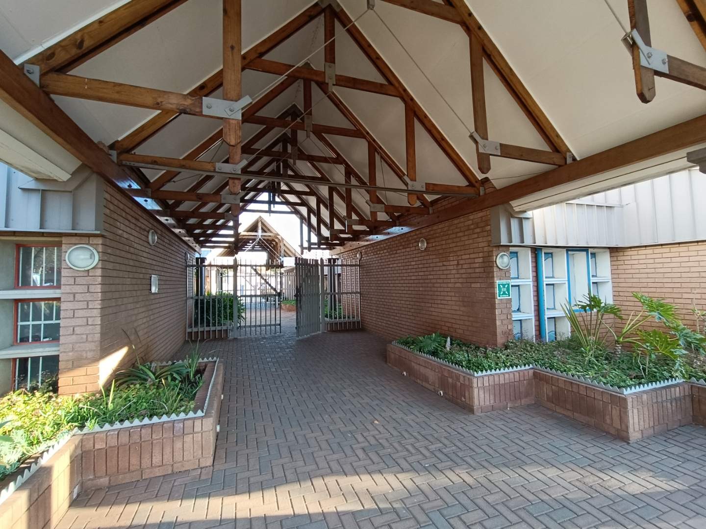 Valhof Retail Centre - Multi-Tenanted Investment on a Prime Centurion Arterial