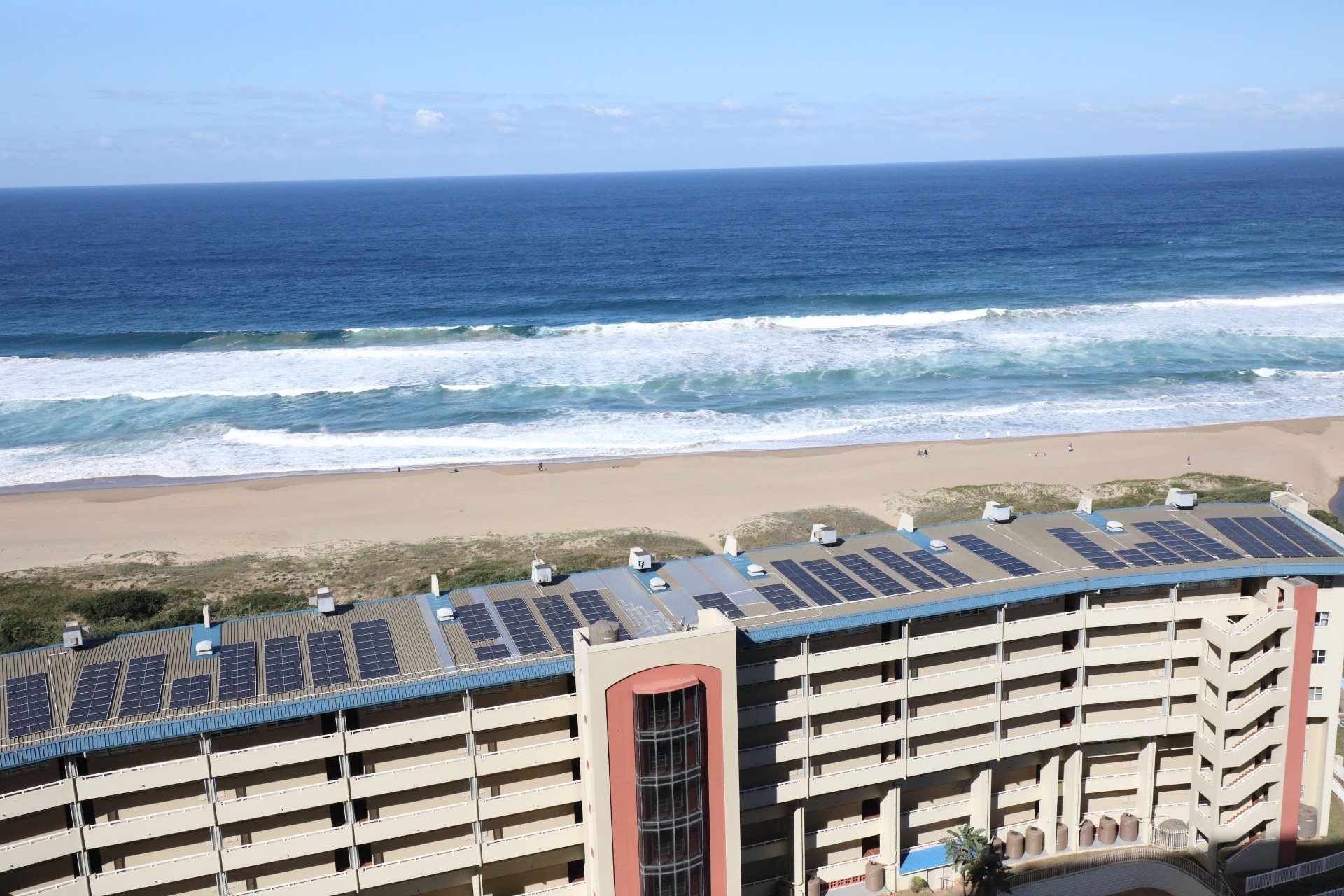 2 BEDROOM APARTMENT IN AMANZIMTOTI