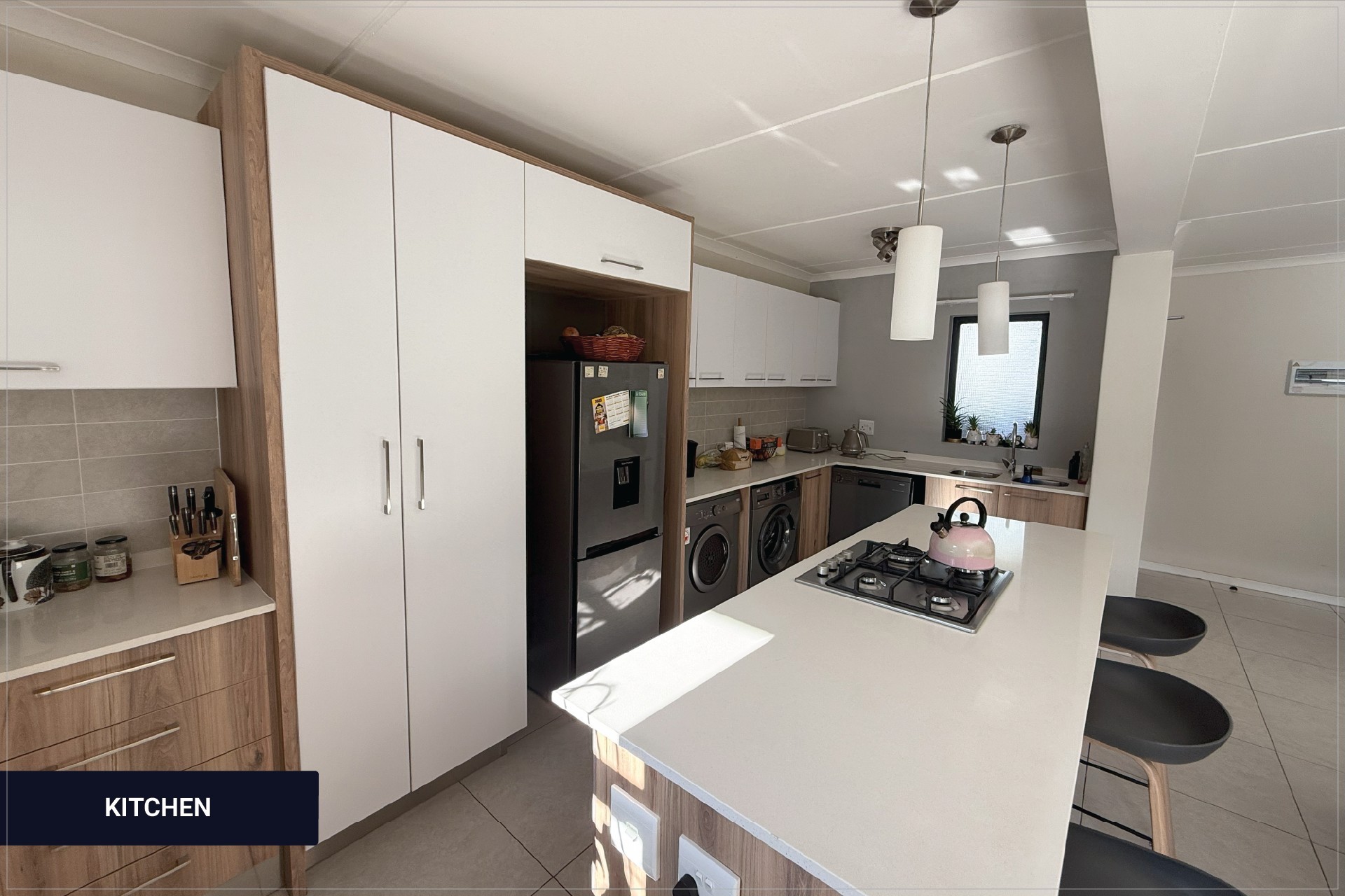 First-Floor 2 Bed, 2 Bath Apartment For Sale in Fish Eagle View, Longlake