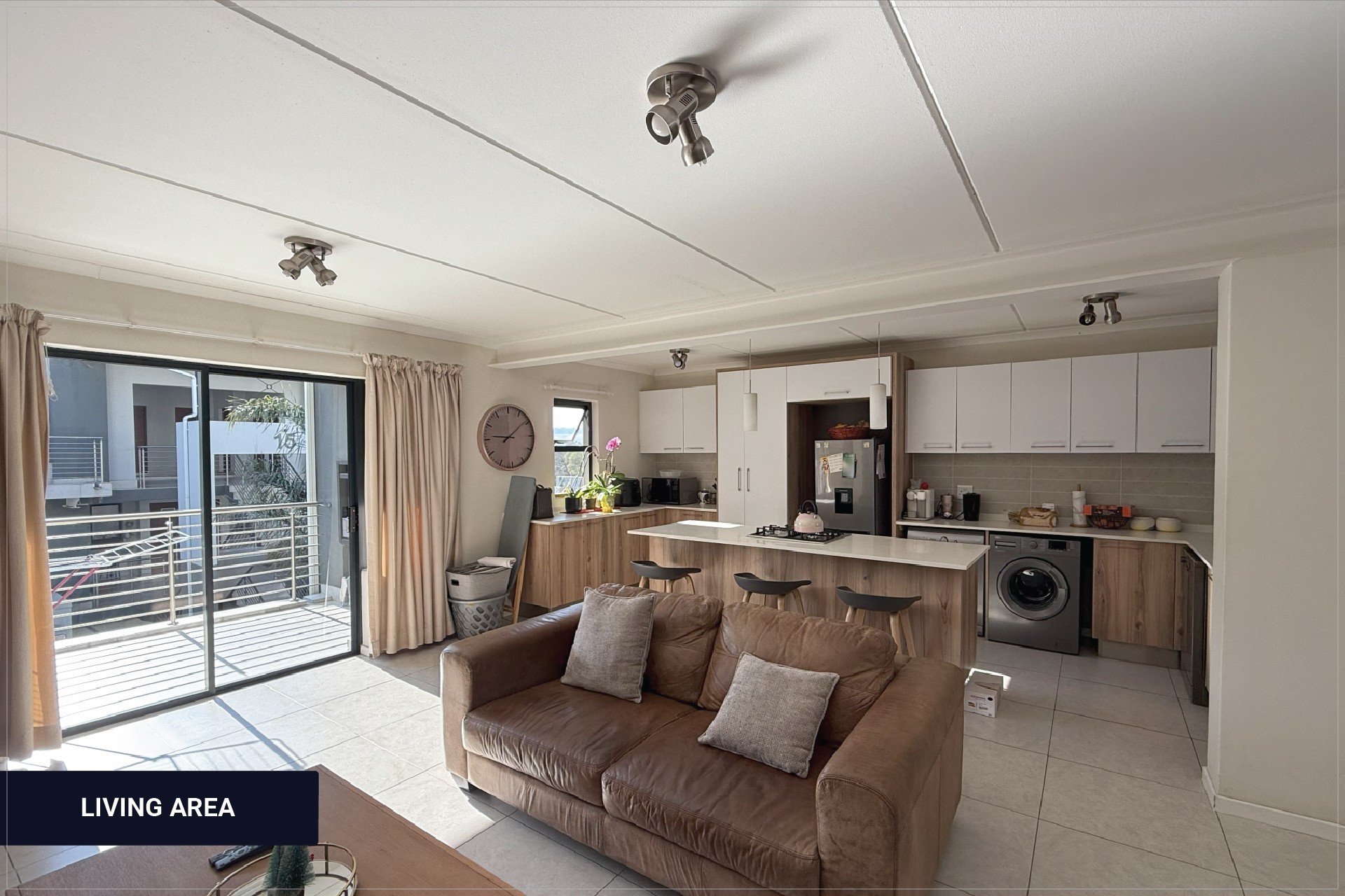 First-Floor 2 Bed, 2 Bath Apartment For Sale in Fish Eagle View, Longlake