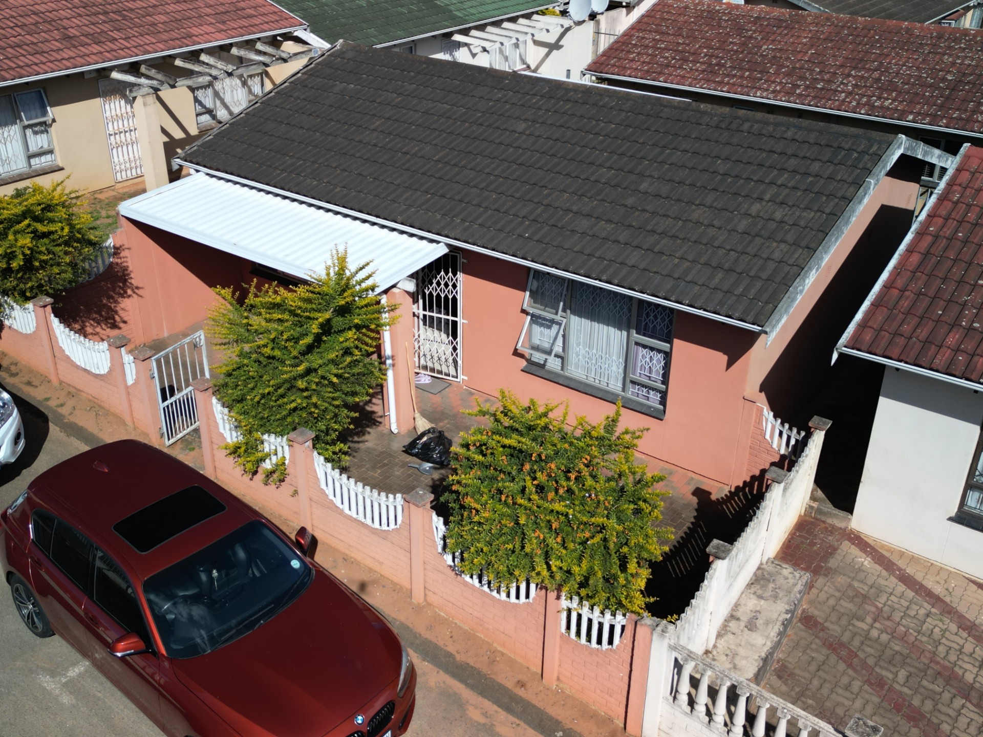 2 Bedroom Townhouse For Sale in Woodlands, Durban, KwaZulu Natal