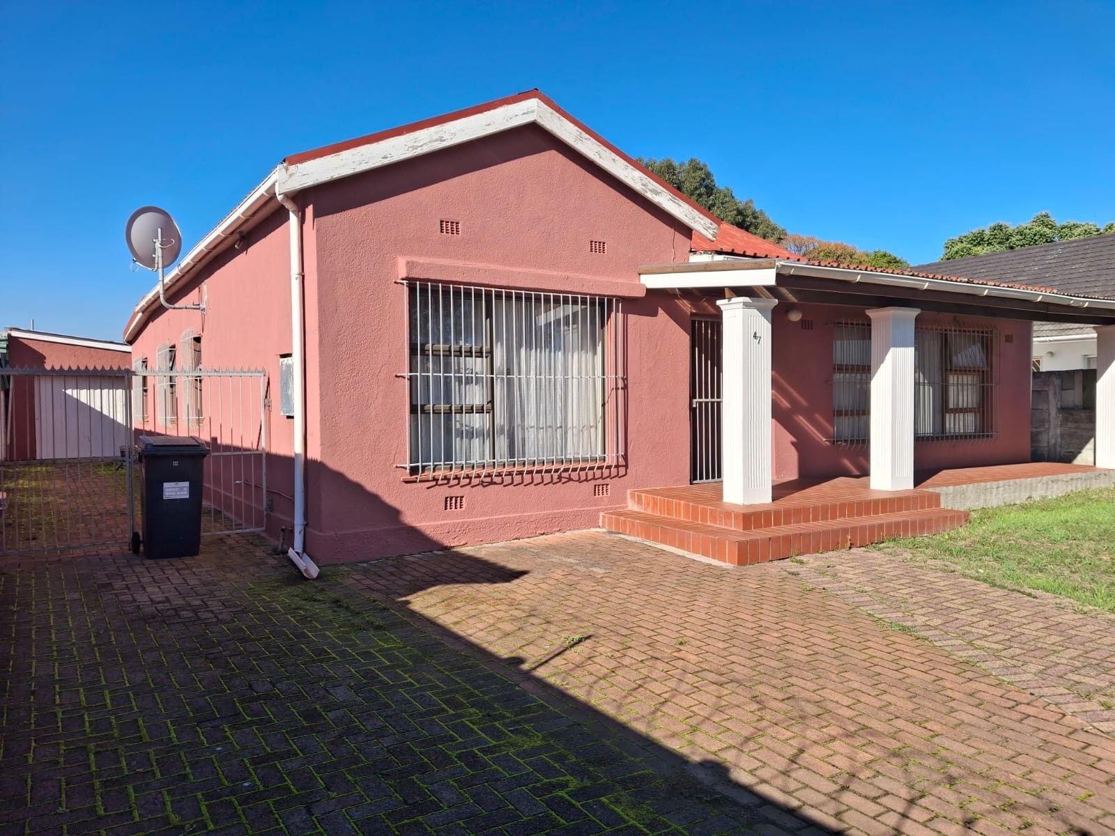 House For Sale in Crawford, Cape Town