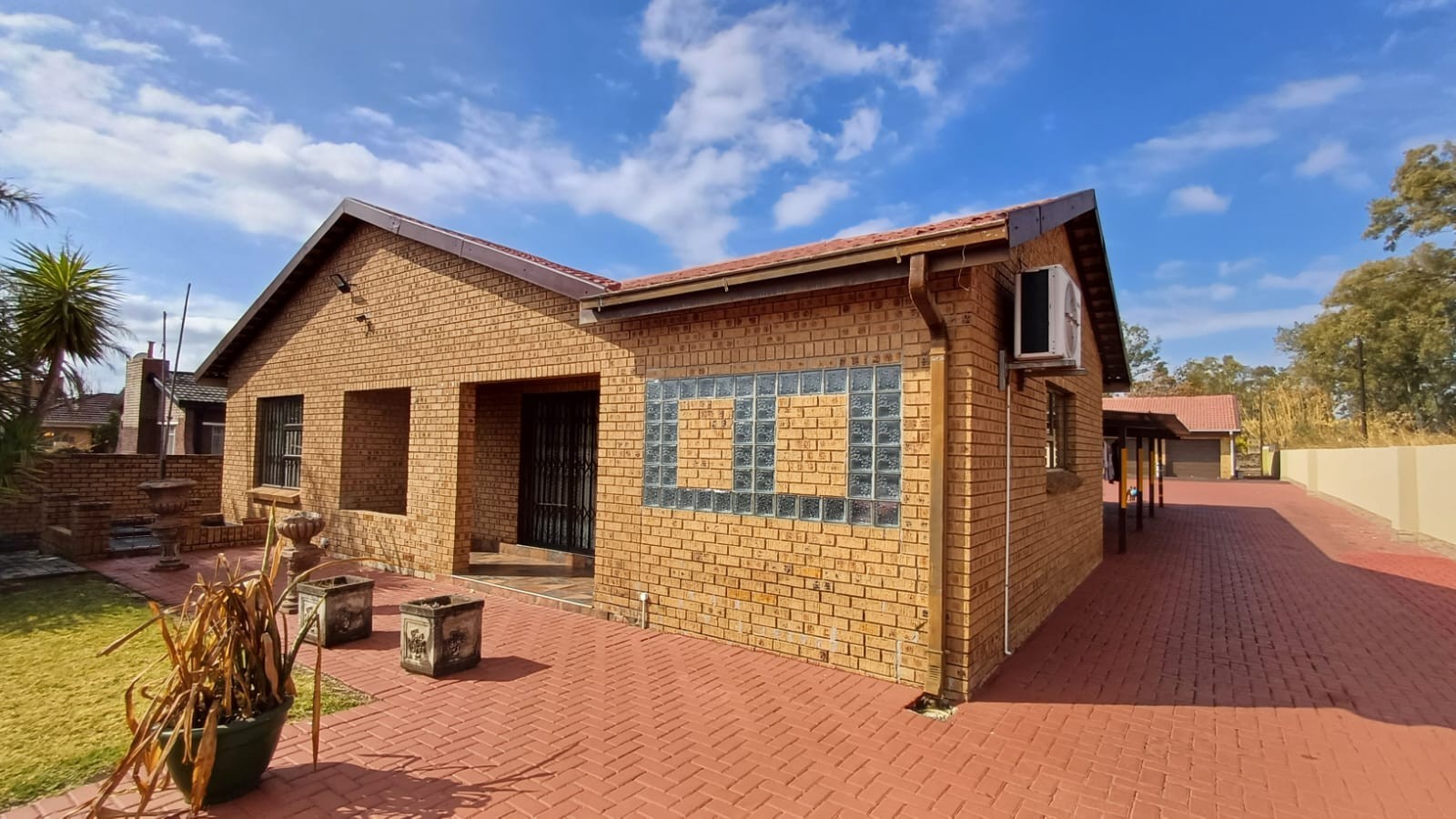 House For Sale in Lennoxton, Newcastle, KwaZulu Natal