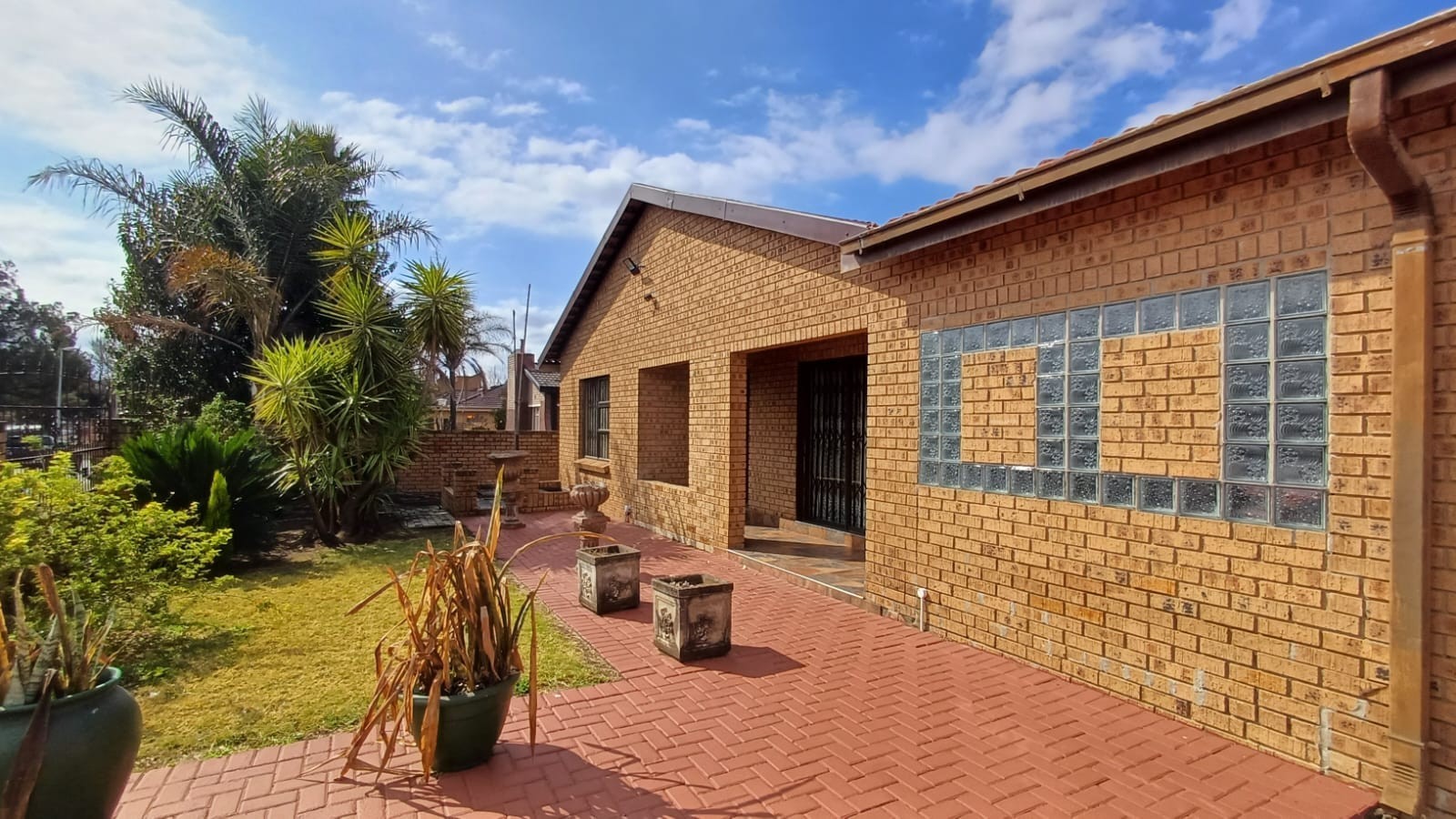 House For Sale in Lennoxton, Newcastle, KwaZulu Natal