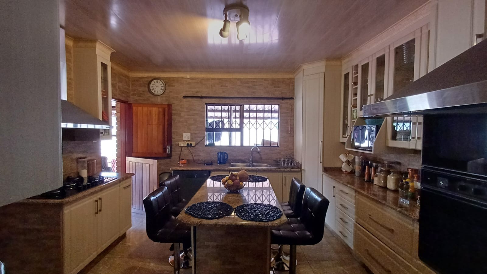 House For Sale in Lennoxton, Newcastle, KwaZulu Natal