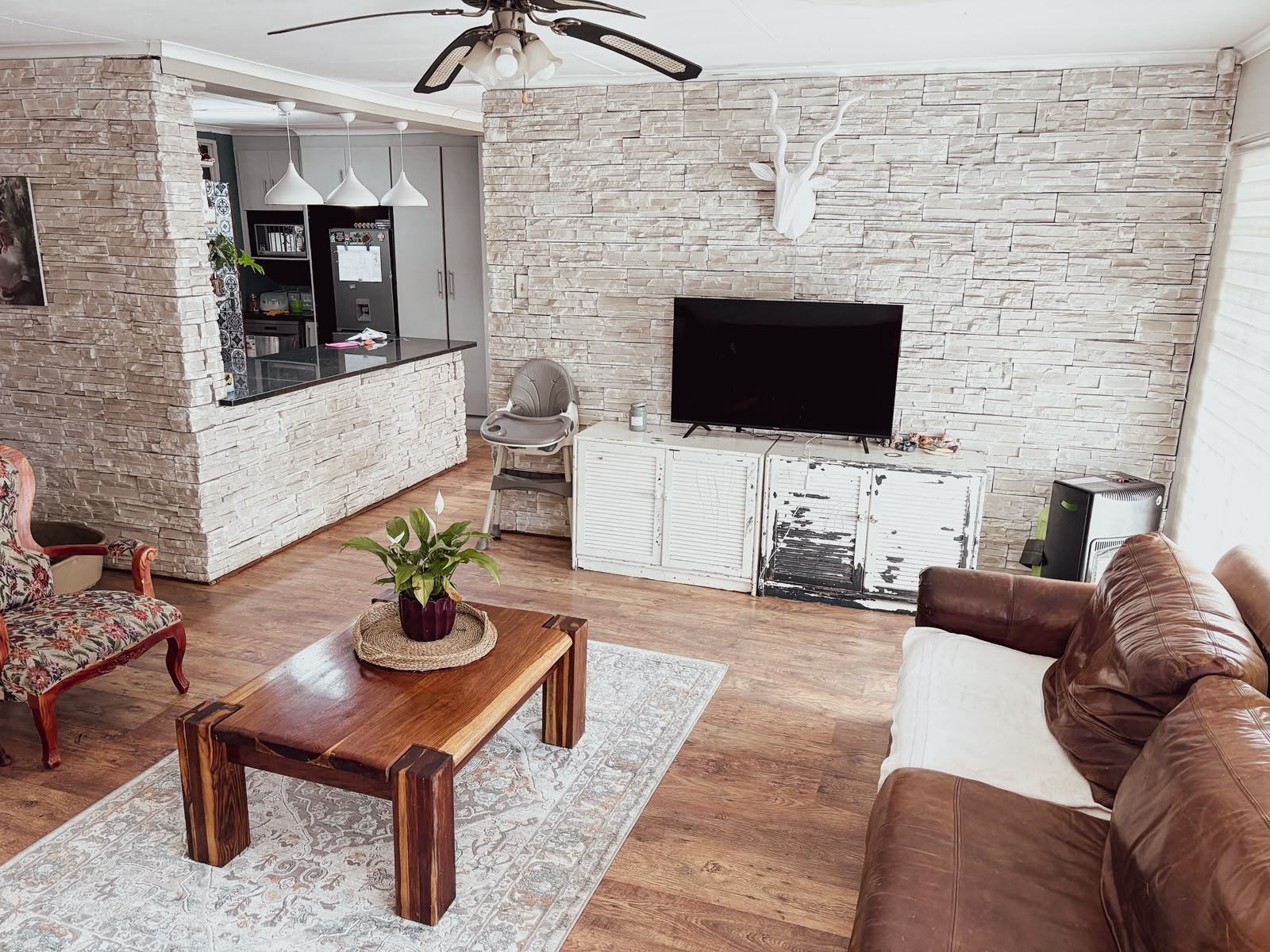 Modern Family Home with Solar Power ​