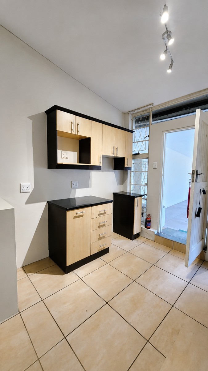 Private 2 bed and 2 bath Apartment To Rent in Boughton, Pietermaritzburg, KwaZulu Natal