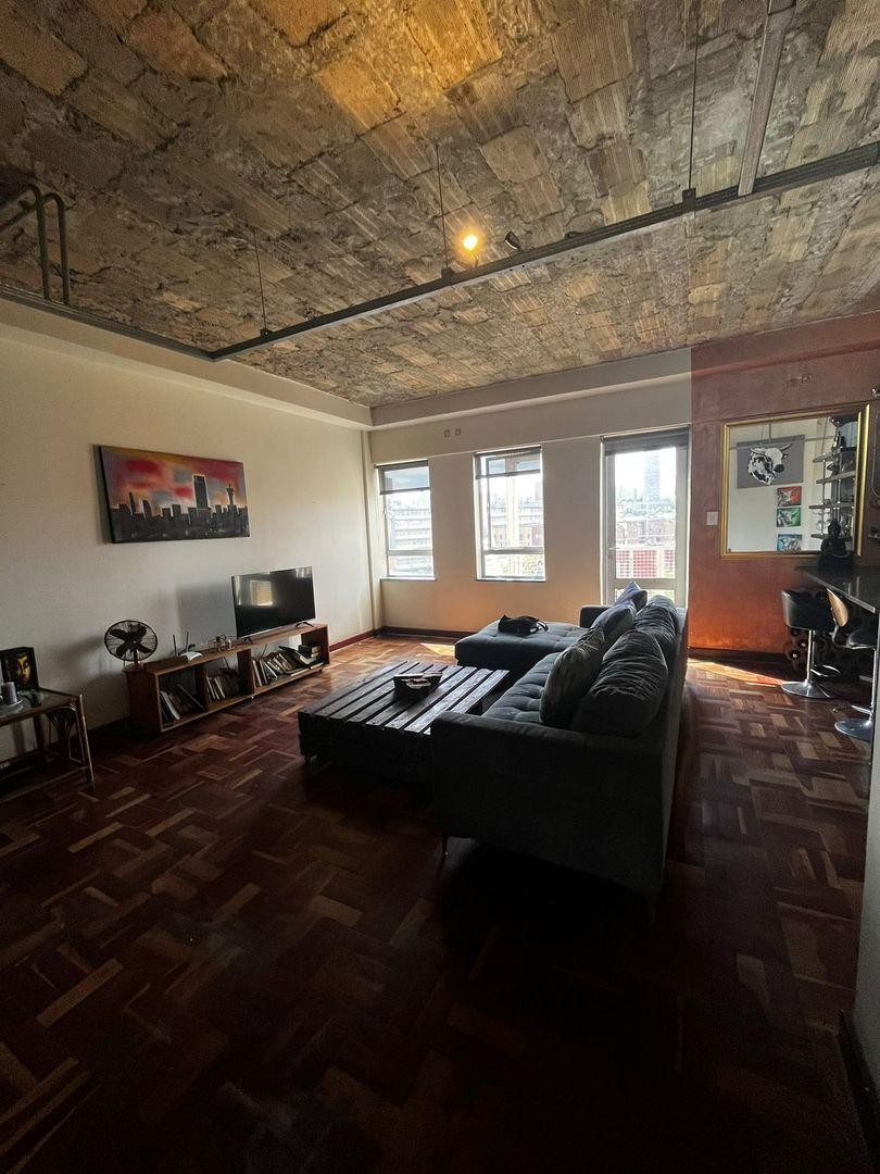 Apartment For Sale in Maboneng, Johannesburg