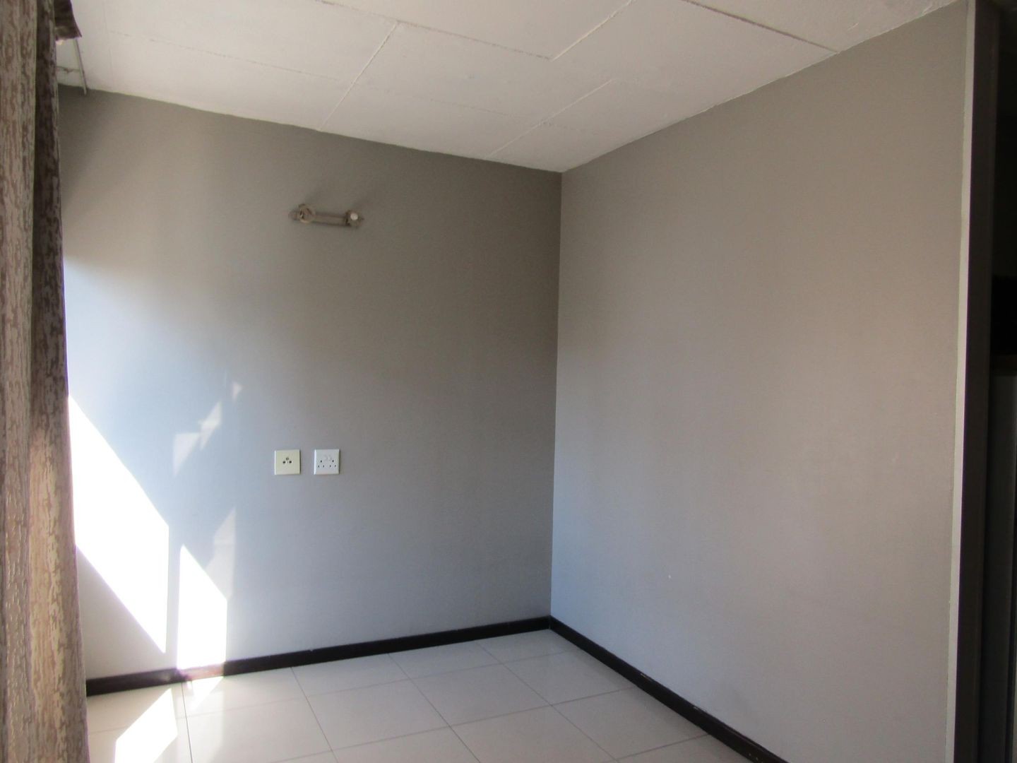 Apartment For Sale in Johannesburg