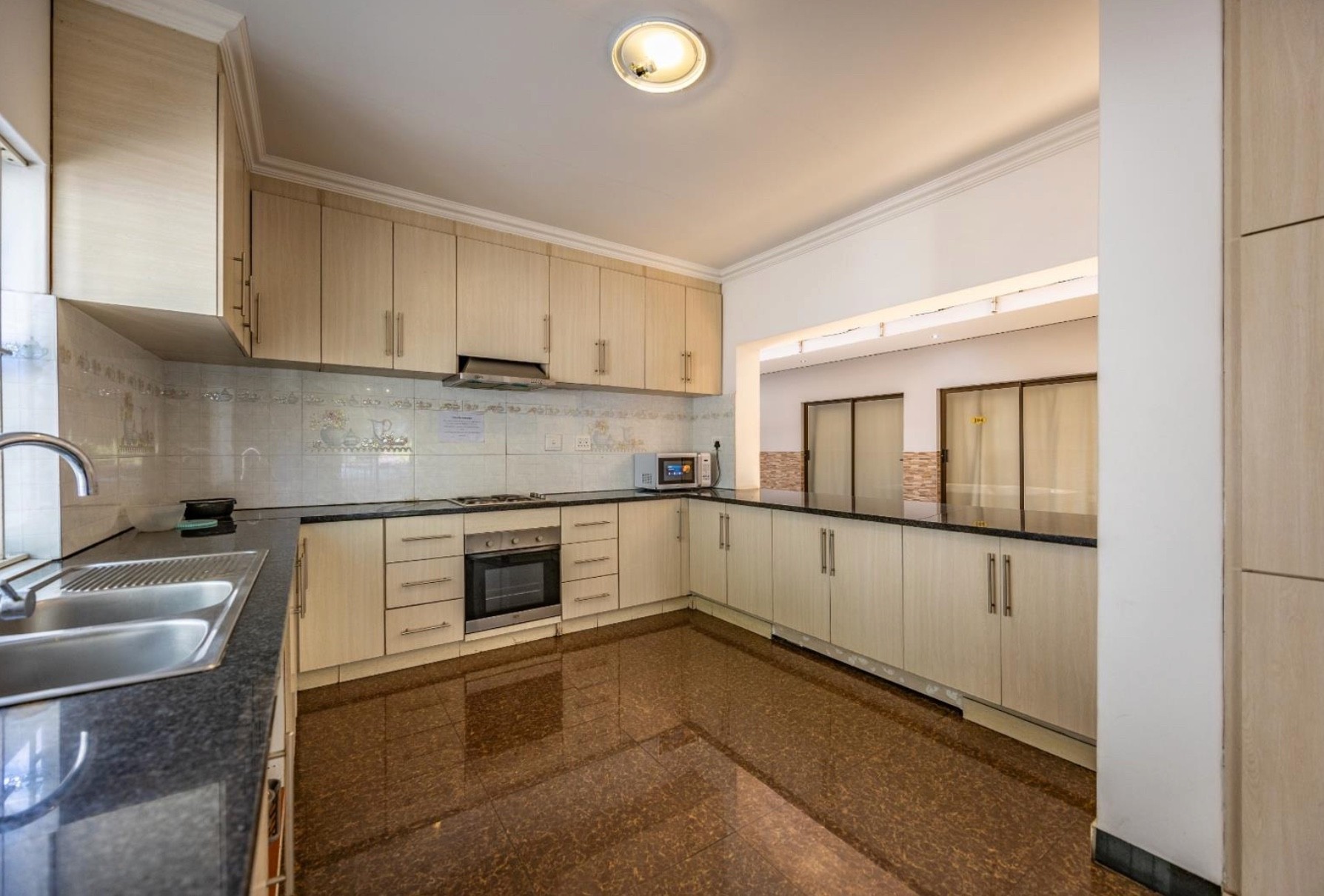 House for sale in Brooklyn, Pretoria, 779 m²