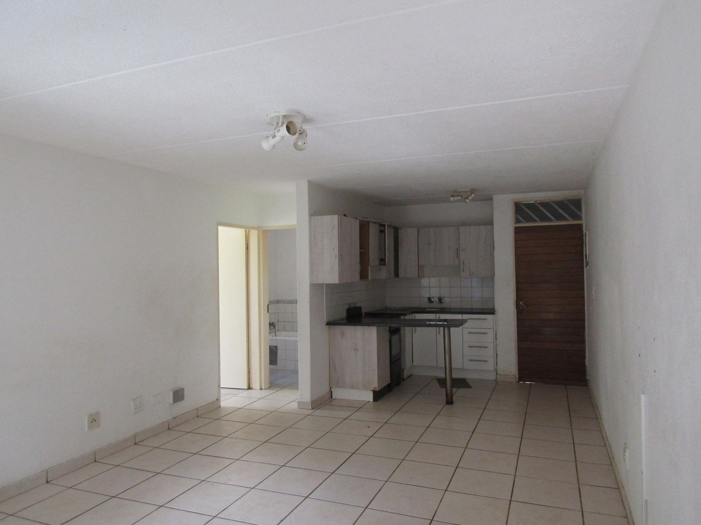 Apartment For Sale in Johannesburg