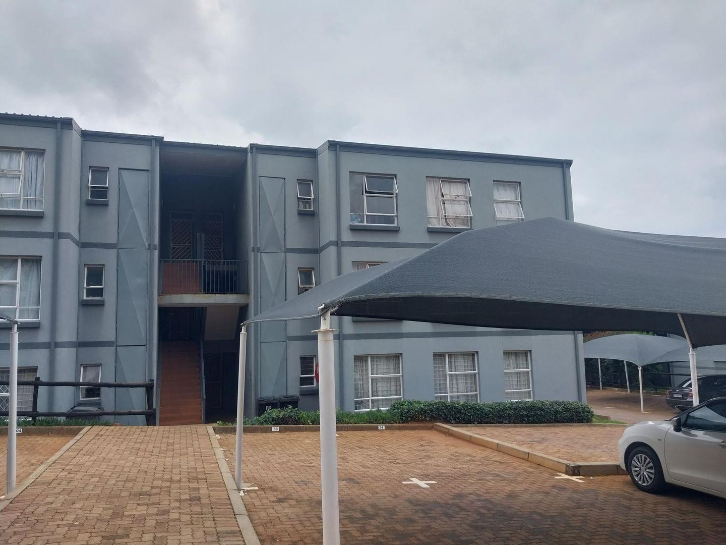 Apartment For Sale in Johannesburg