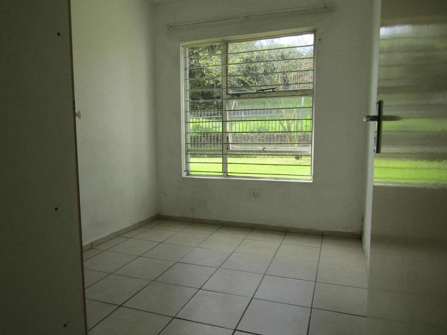 Apartment For Sale in Johannesburg